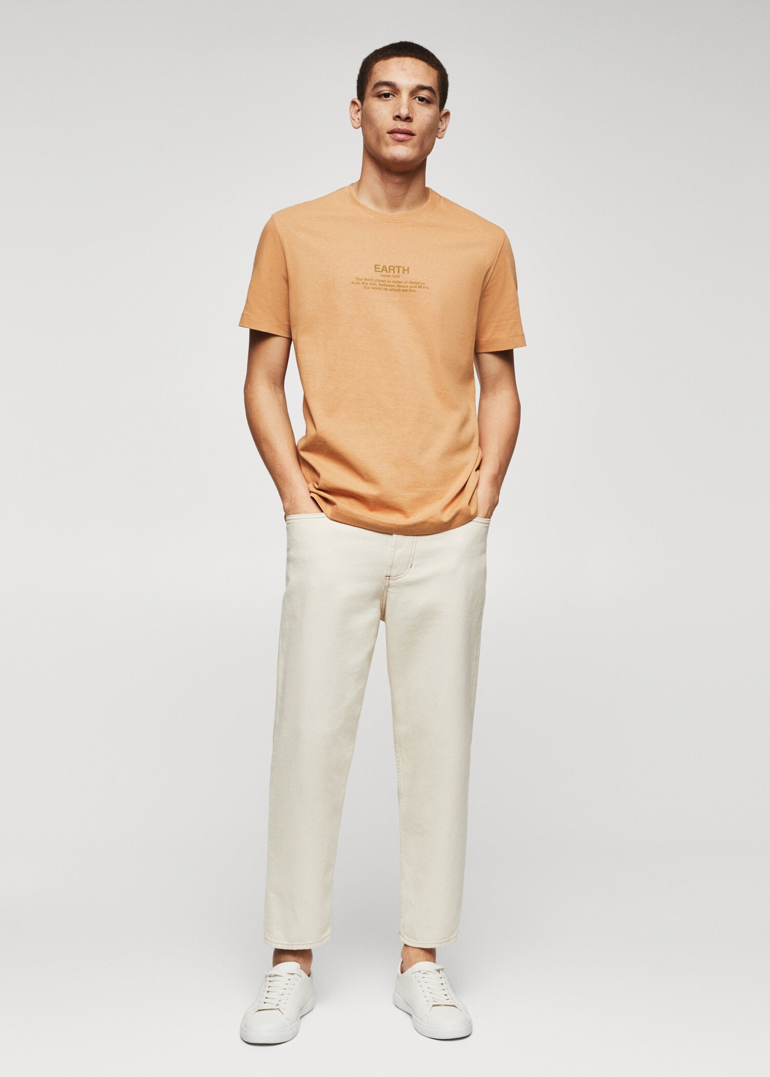 T-skjorte i 100% bomull relaxed fit - Total bildeutsnitt