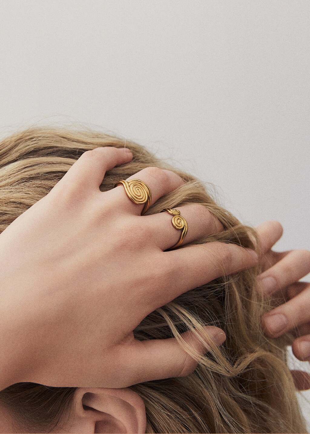 Mango signet ring hotsell