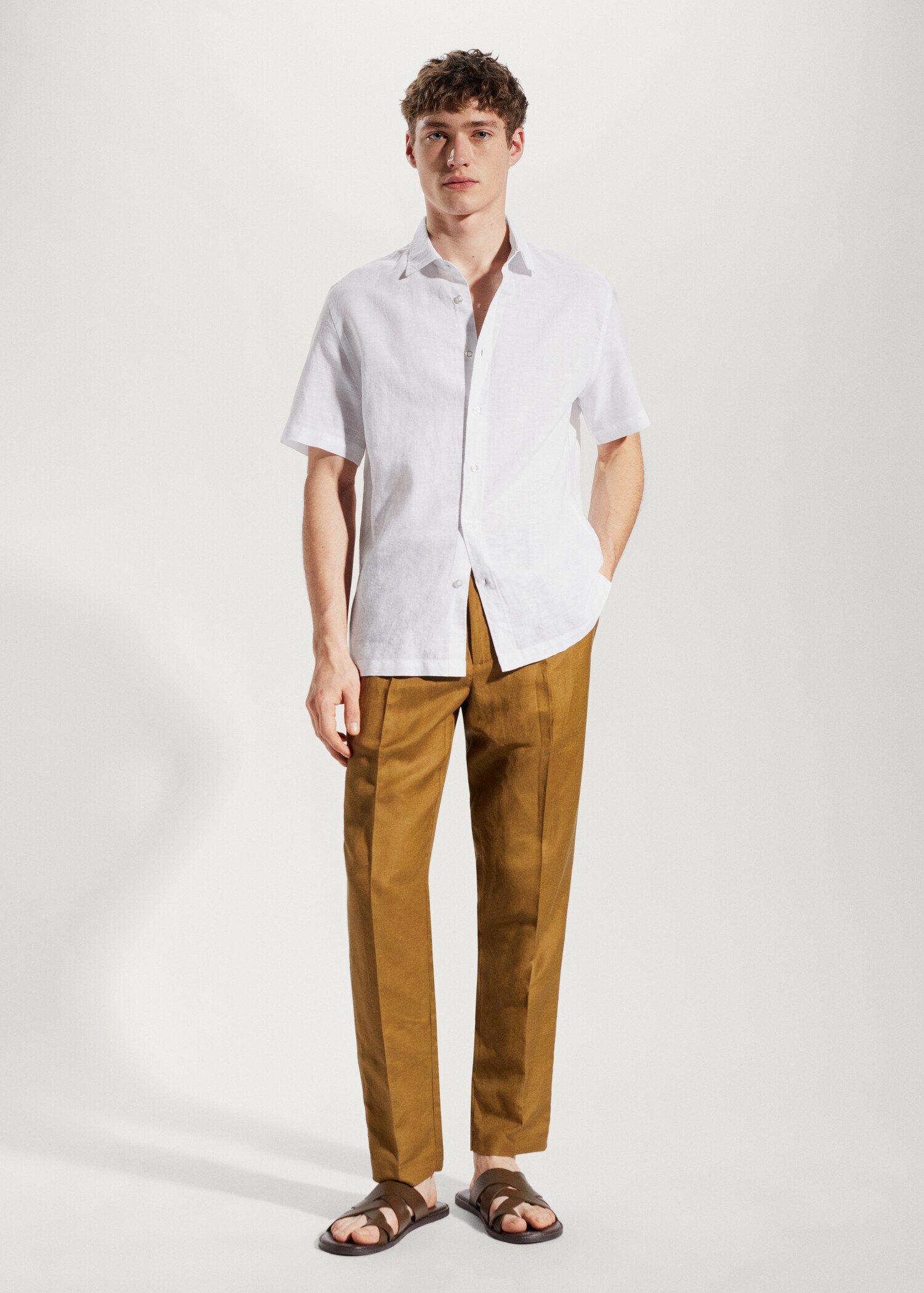 Camisa 100% lino manga corta - Plano general
