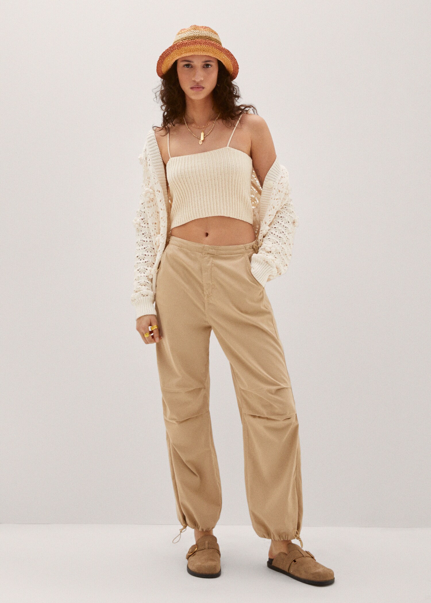 Cropped strikket topp - Total bildeutsnitt