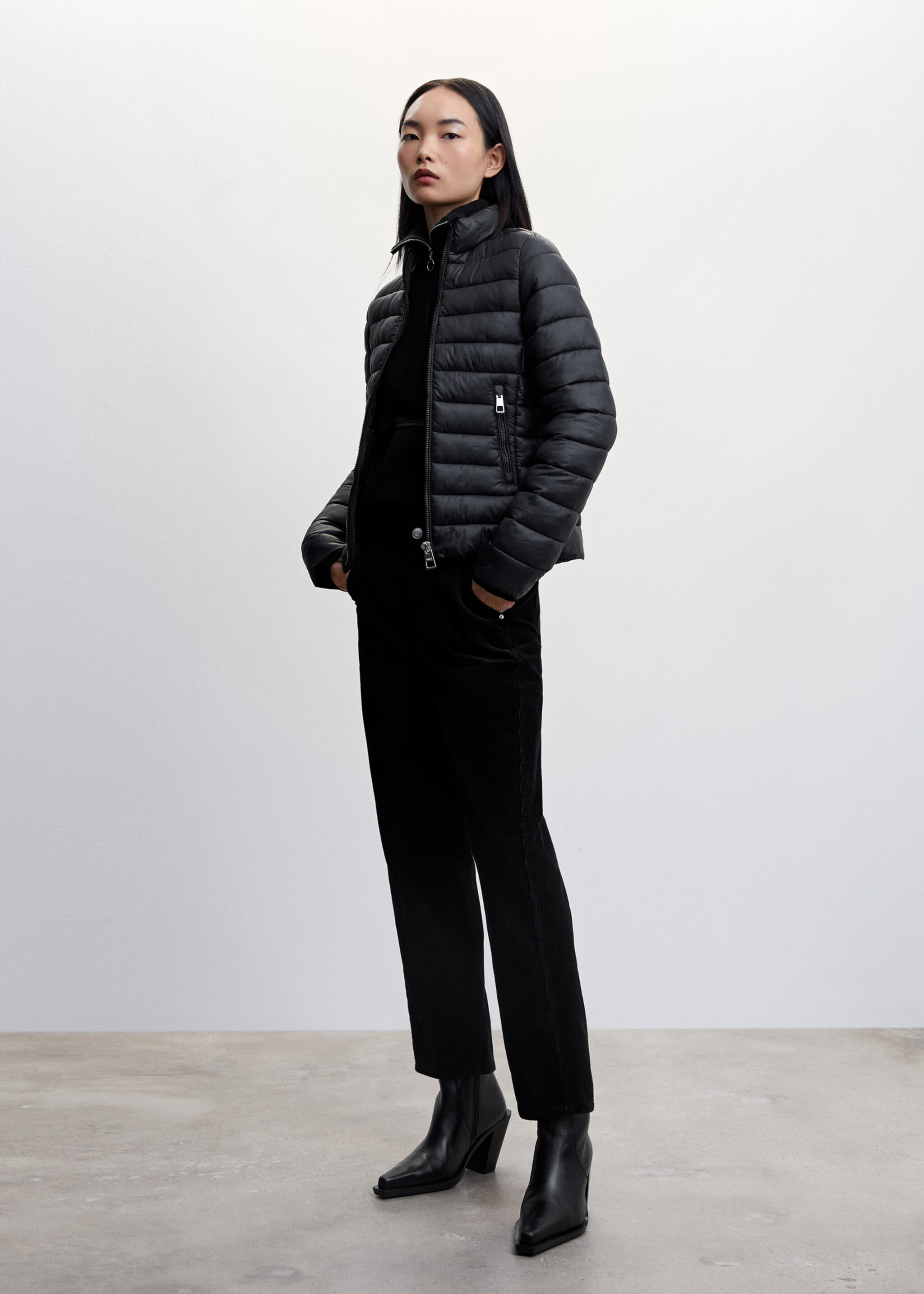 Pocket quilted jacket - General plane, Black. Ref: 47040039-00.