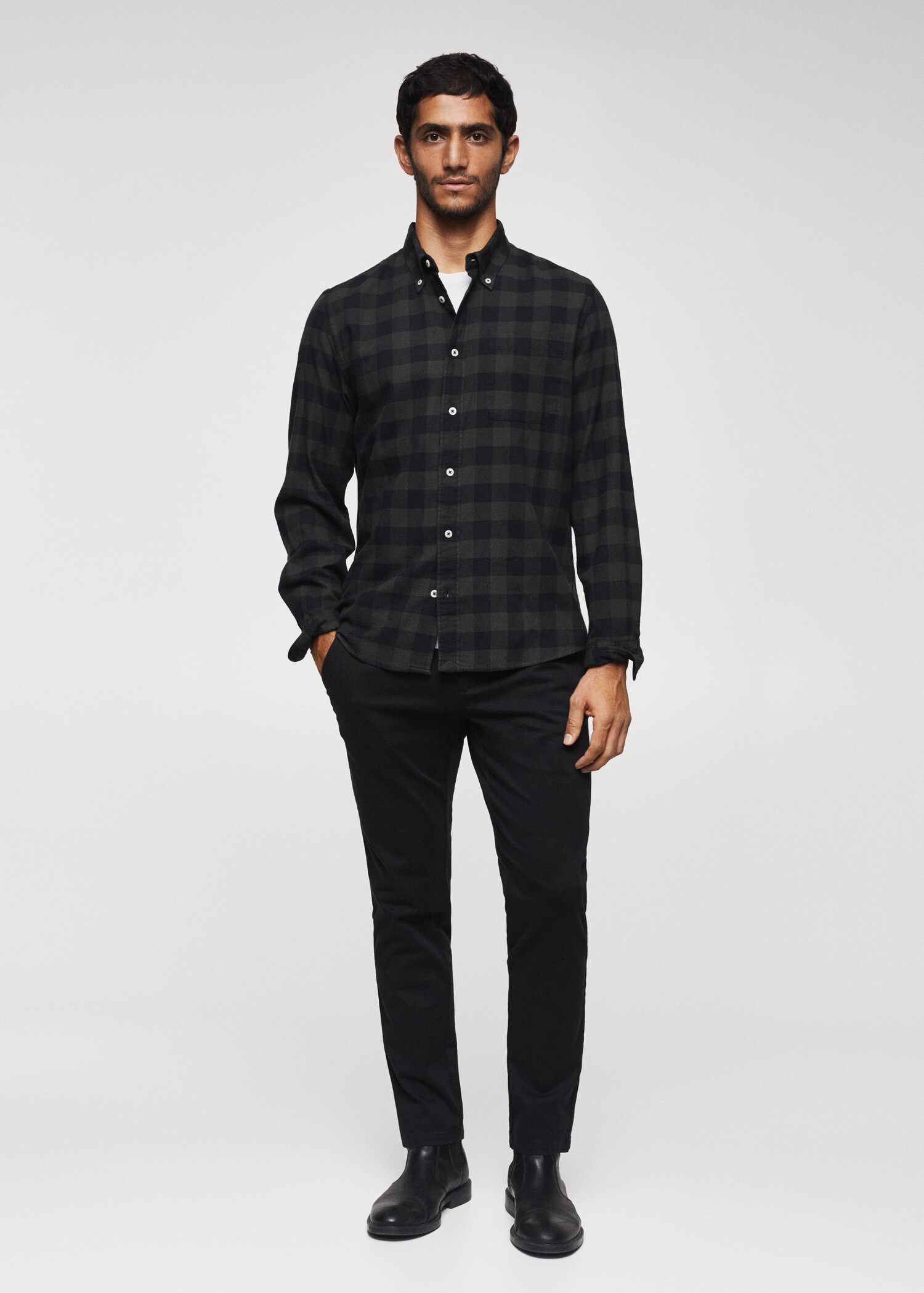 Checked flannel shirt - General plane