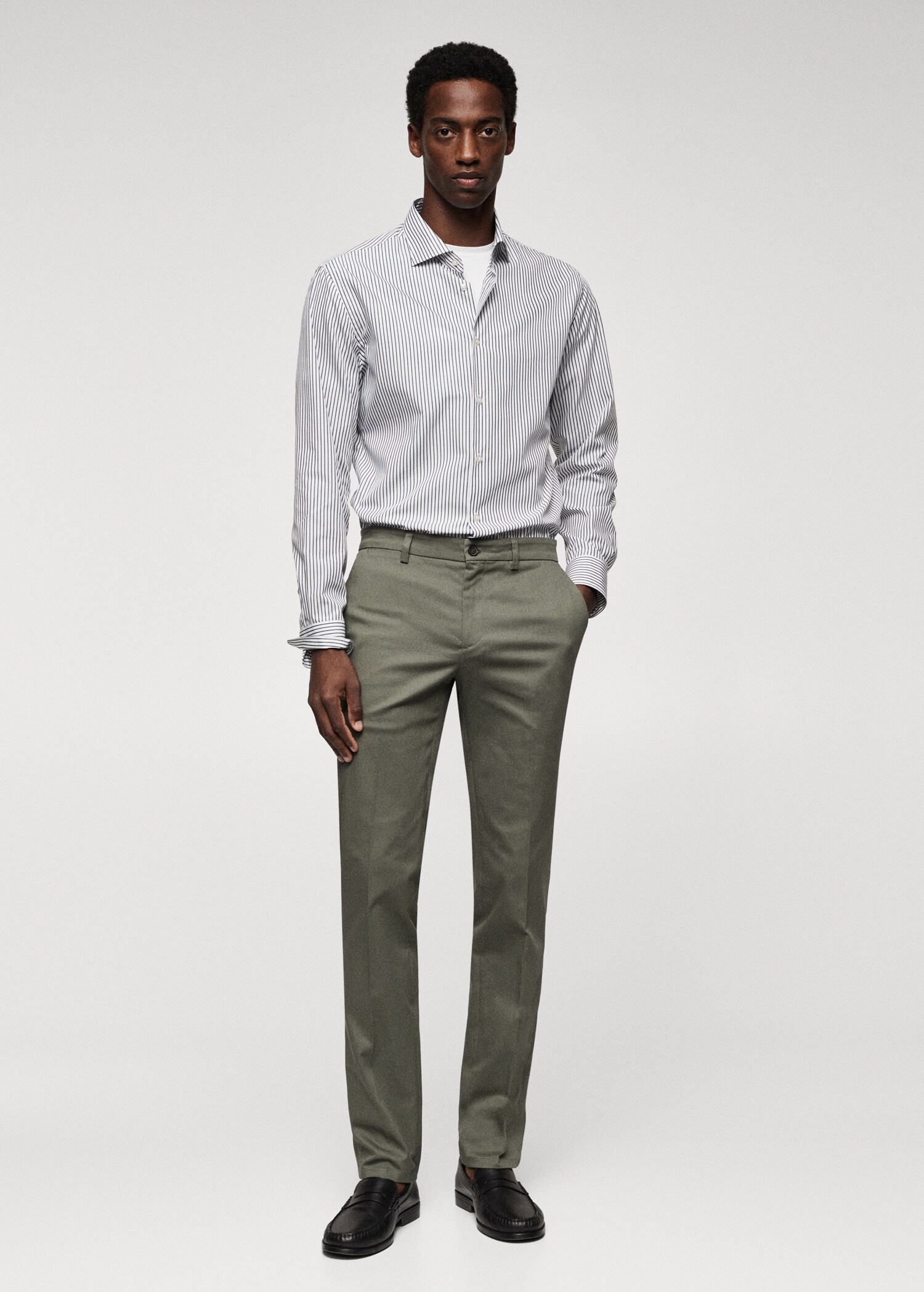 Pantalon chino slim fit - Plan général
