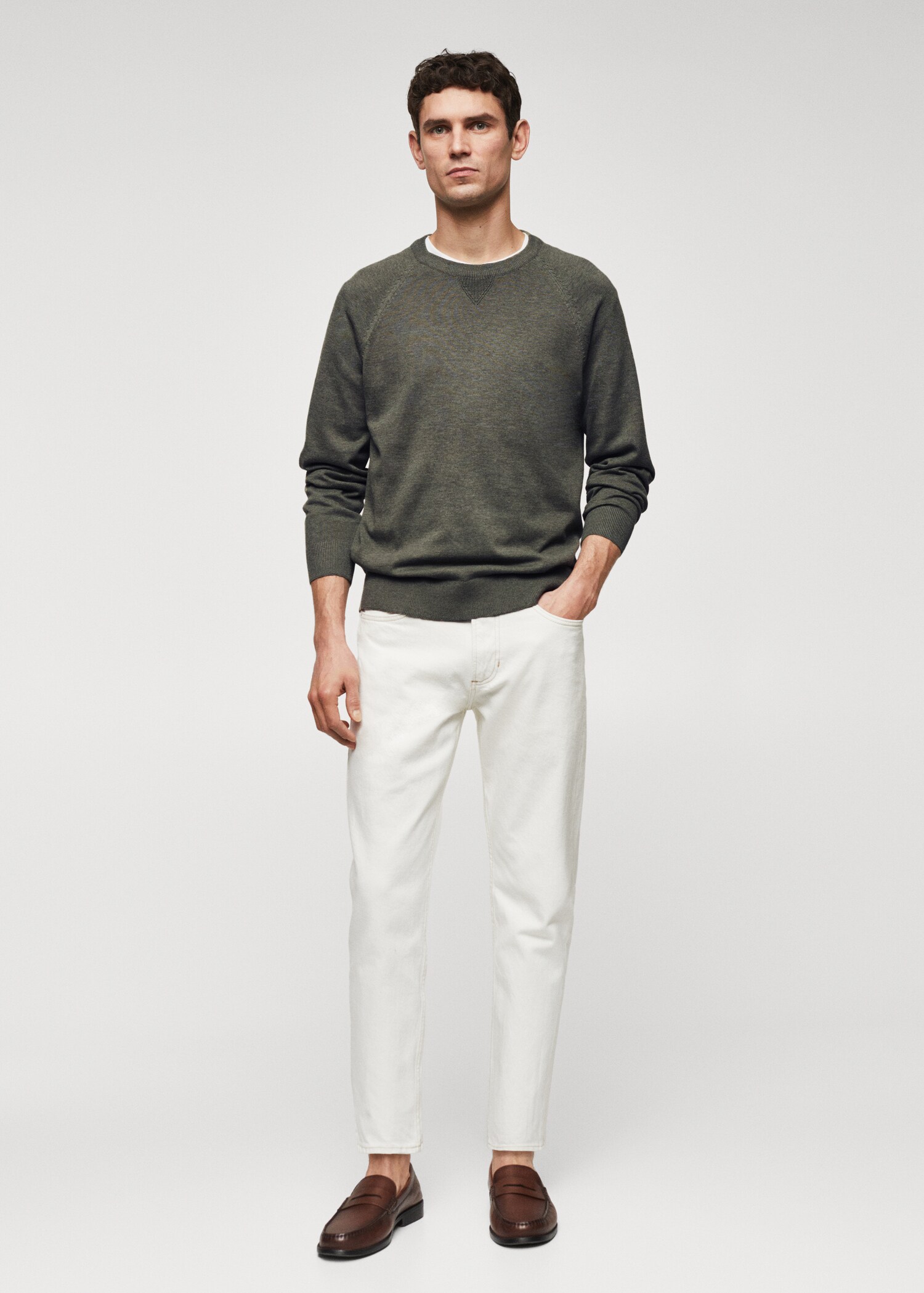 Fine-knit cotton sweater - General plane