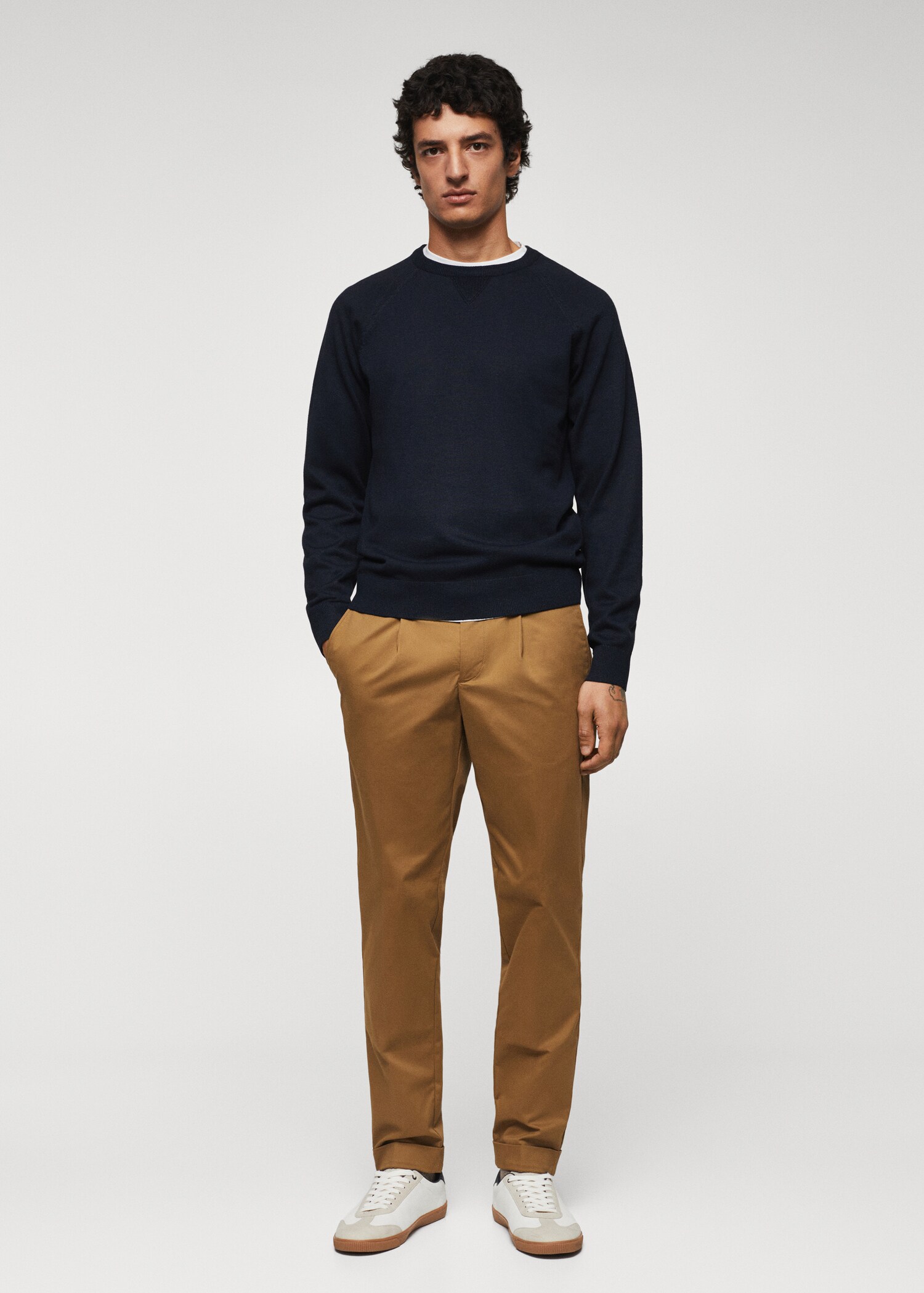 Fine-knit cotton sweater - General plane