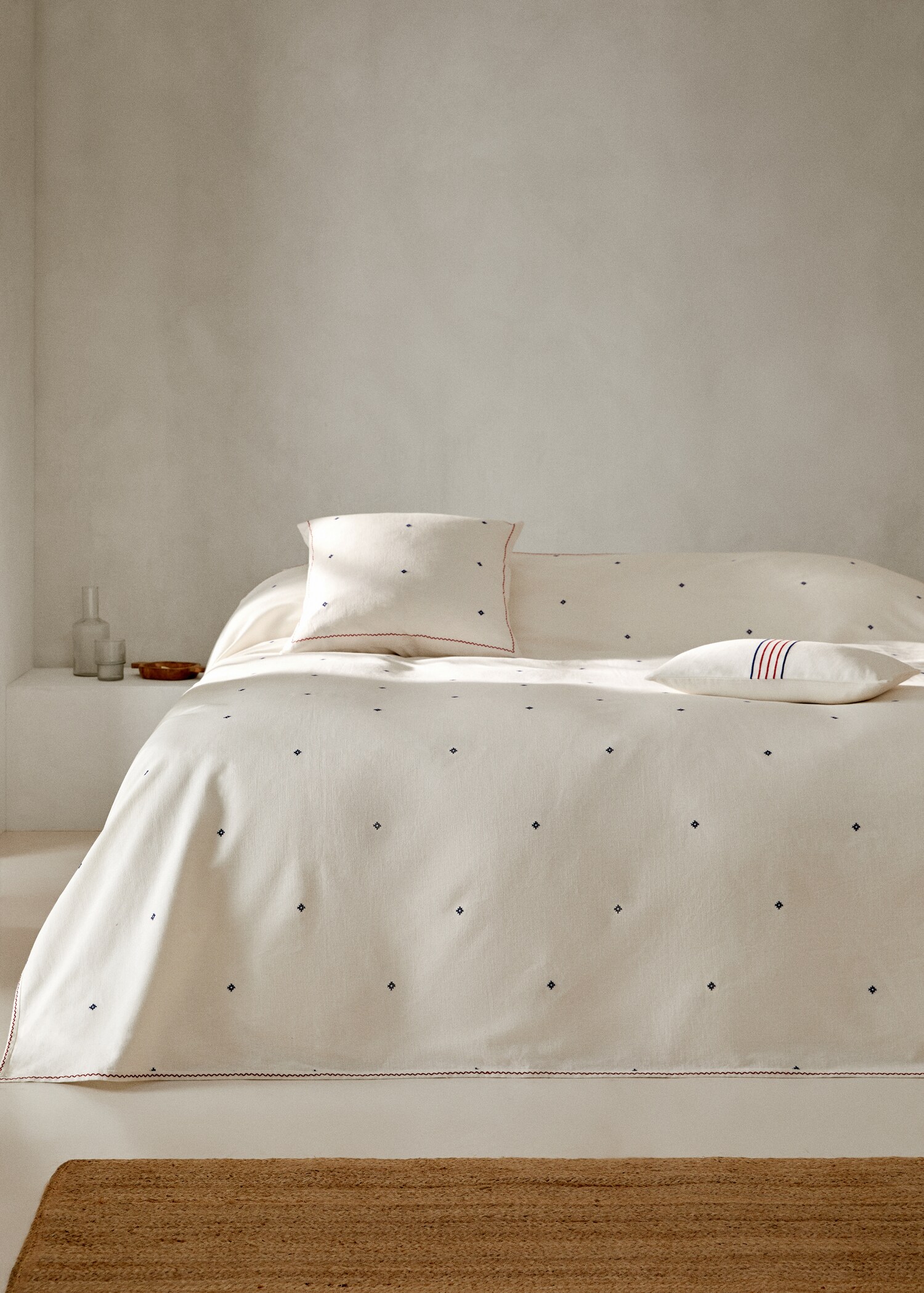 Édredon détails brodés 270x280 cm - Plan général