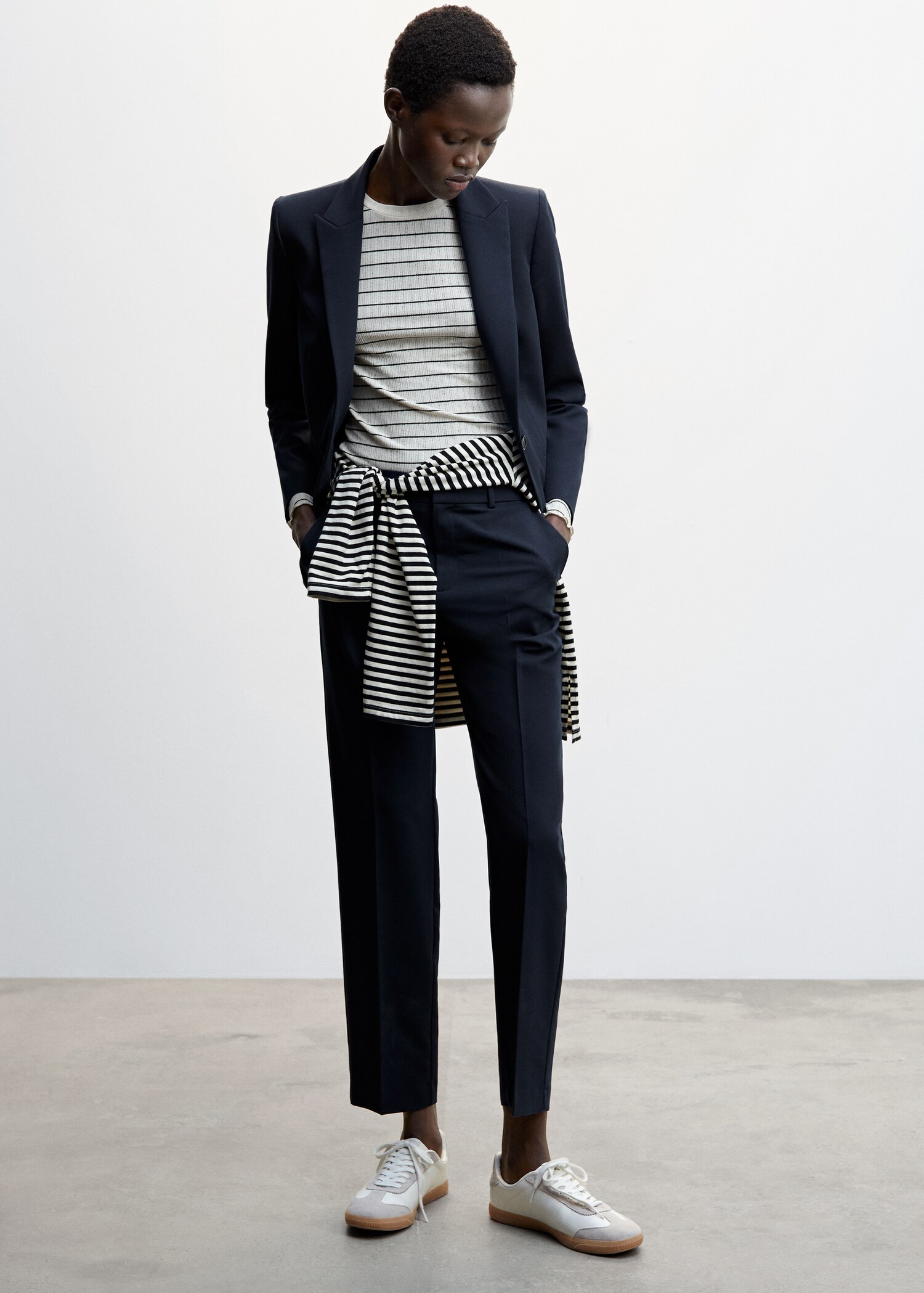 Straight suit trousers - General plane