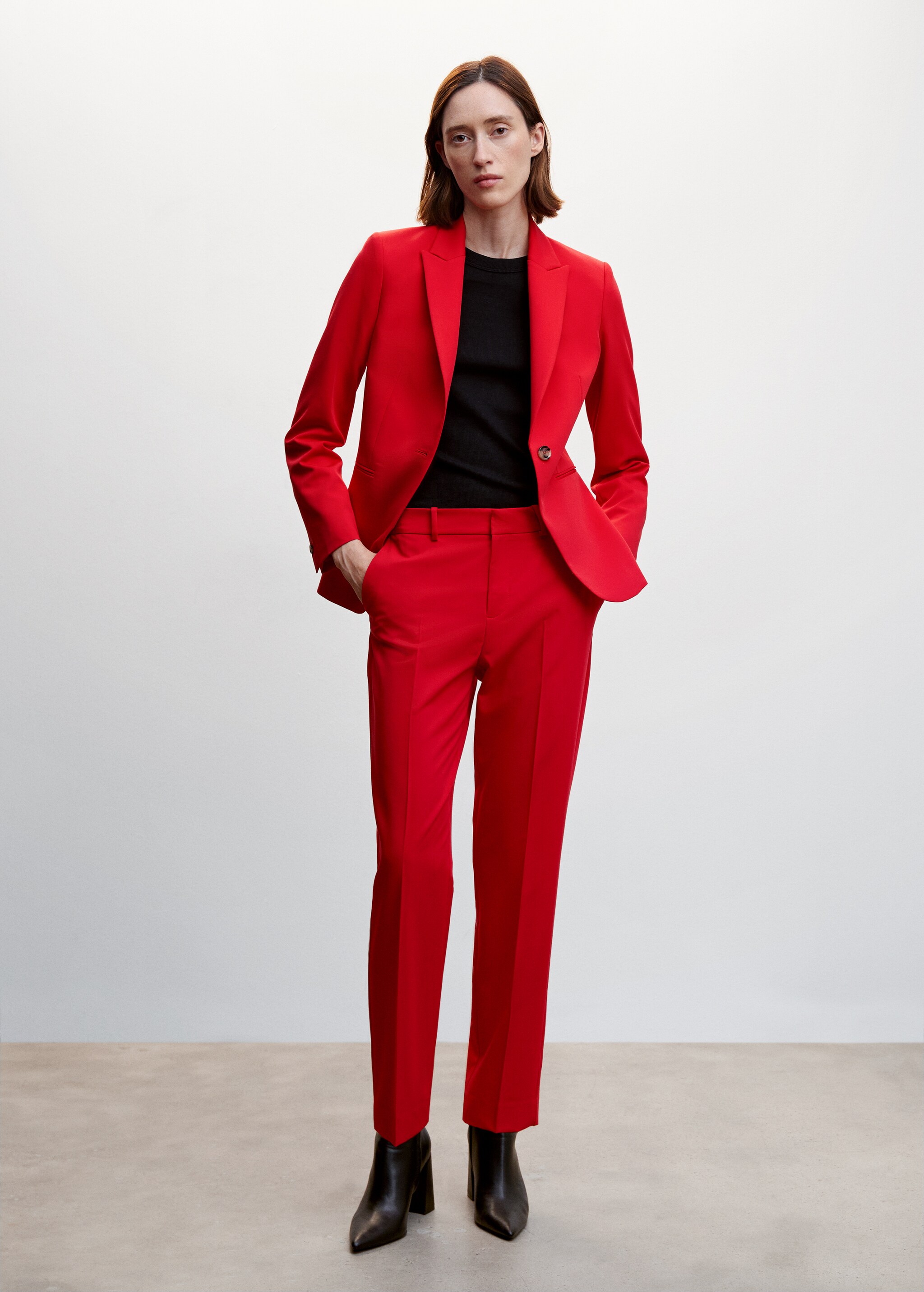 Straight suit trousers - General plane