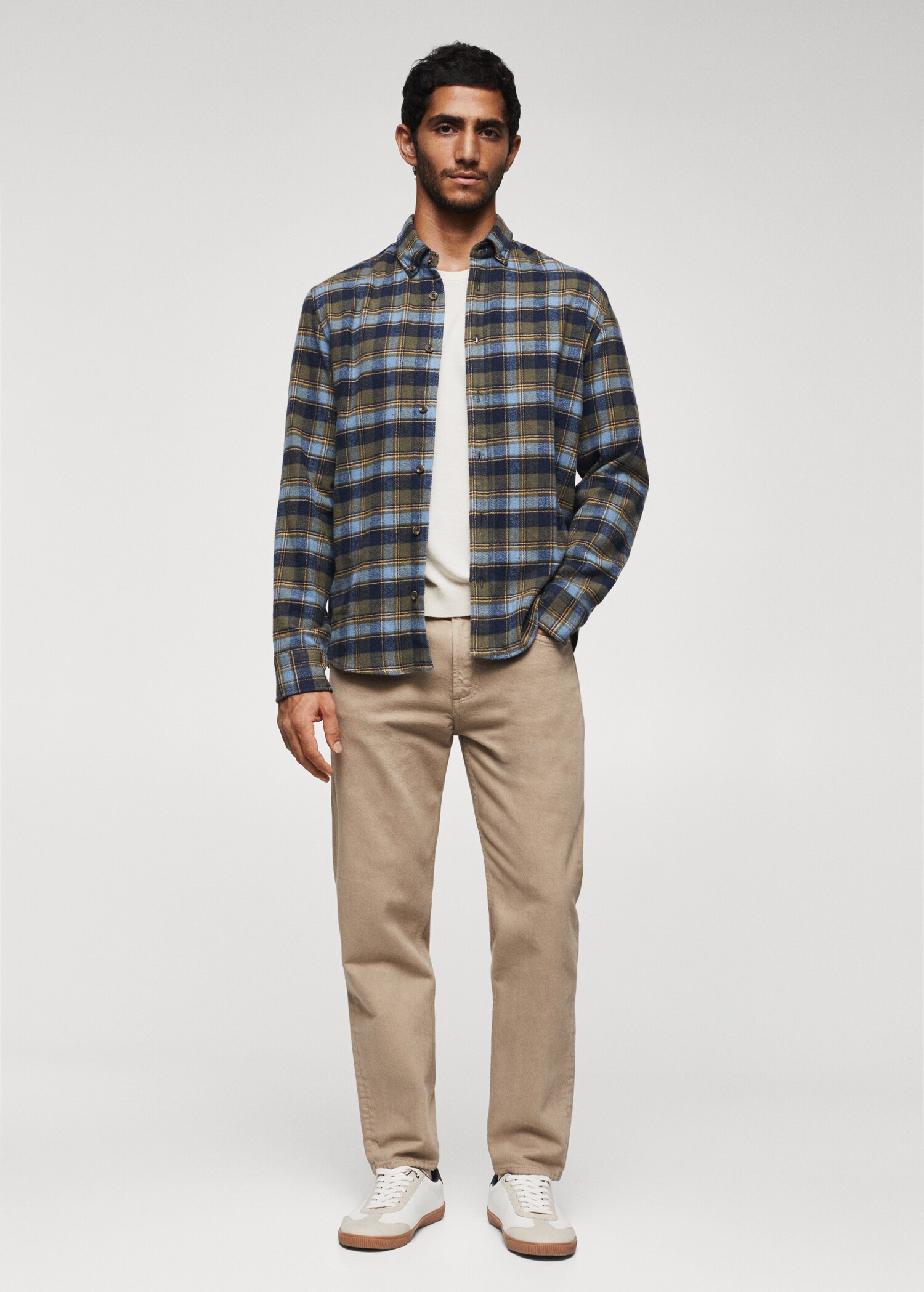 Checked flannel shirt - General plane