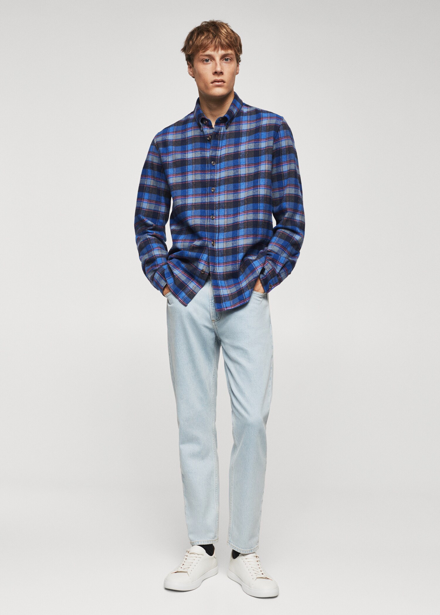 Checked flannel shirt - General plane