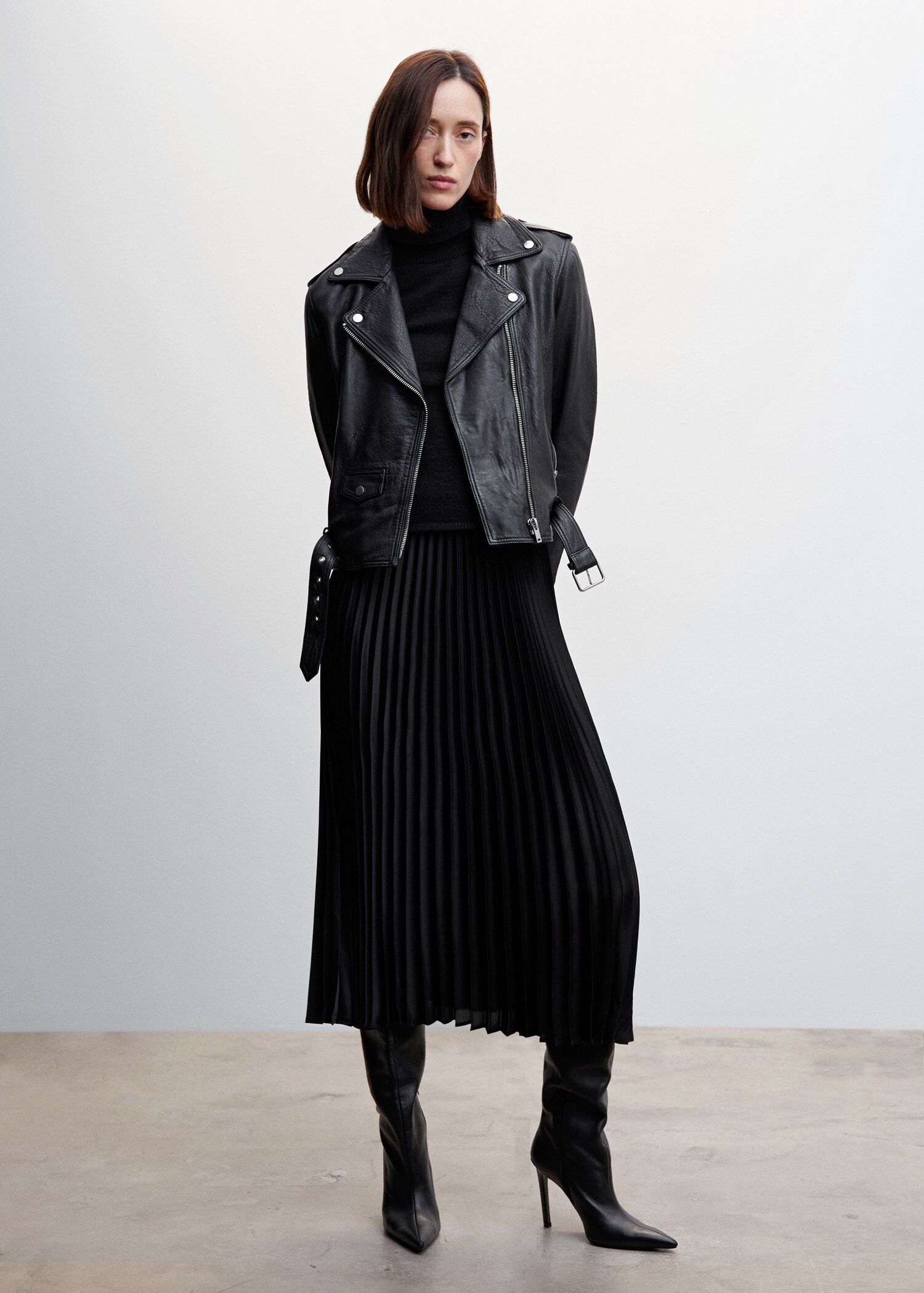 Satin pleated skirt - General plane