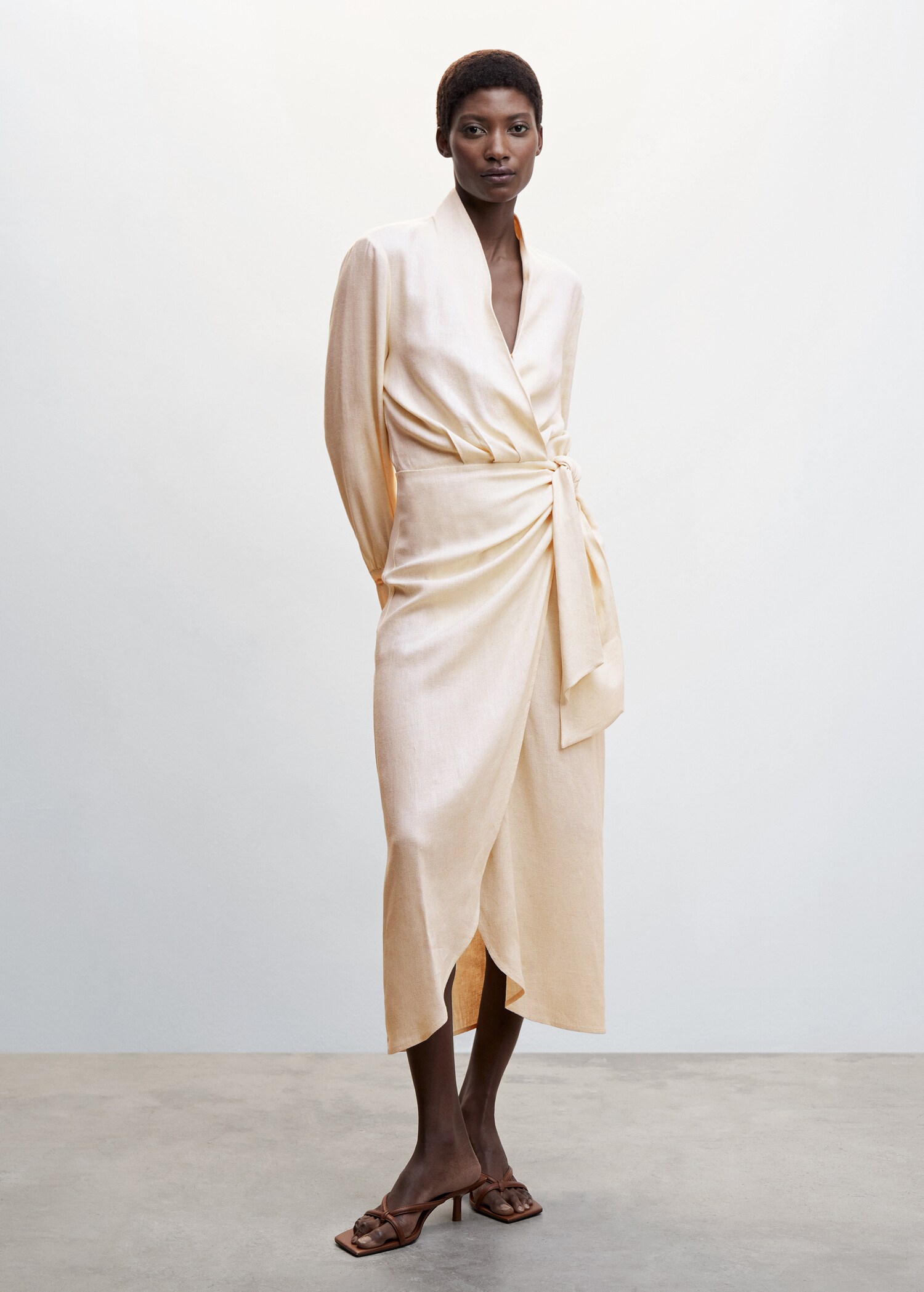 Draped wrap dress - General plane