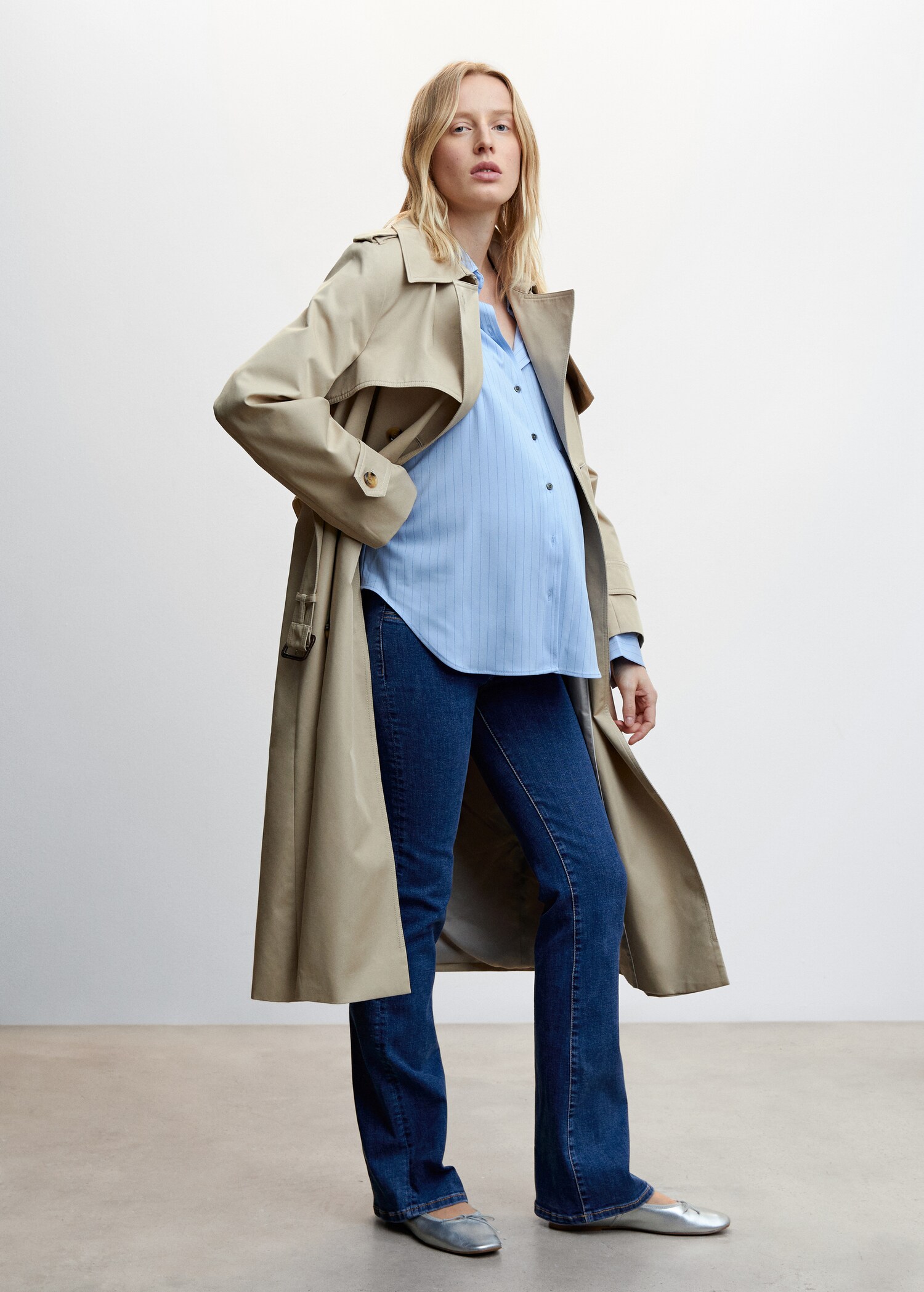 Jeans flare premamá - Plano general