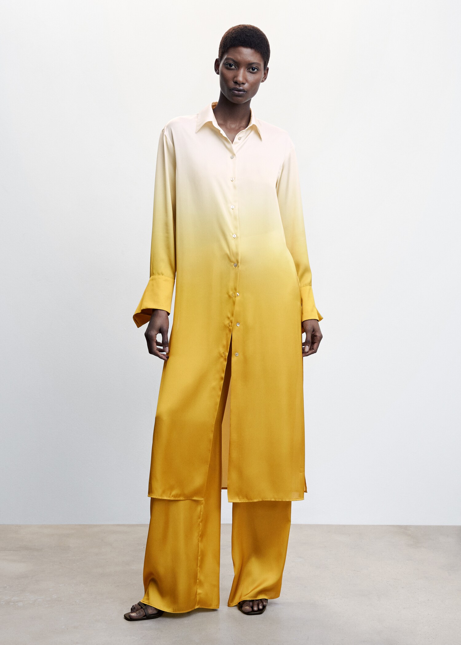 Pantalons setinats degradat - Pla general