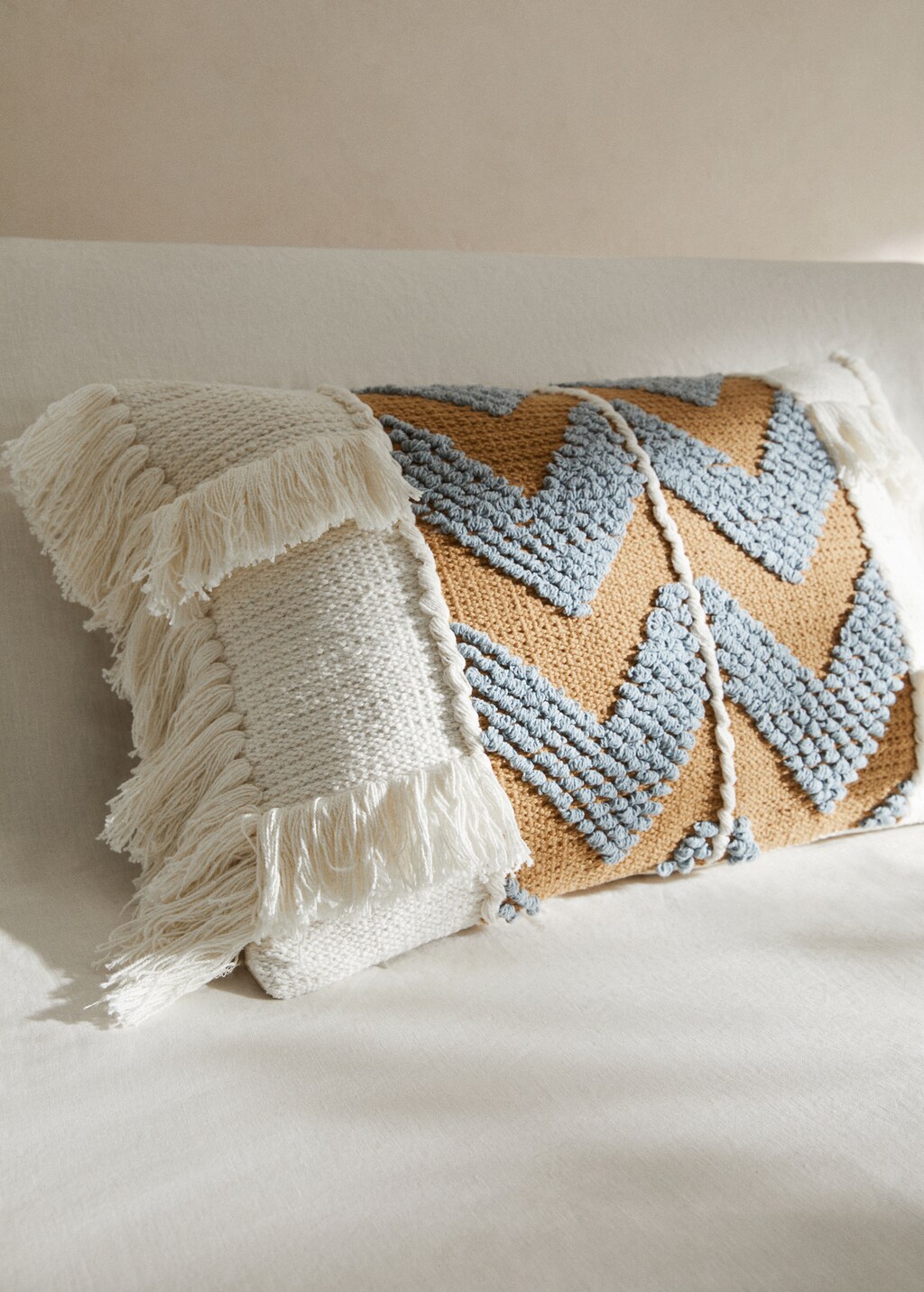 Cuscino Rotondo Etnico Vintage 55 Cm | Fodera In Cotone Con Ricami Patchwork Khambadiya | Beige