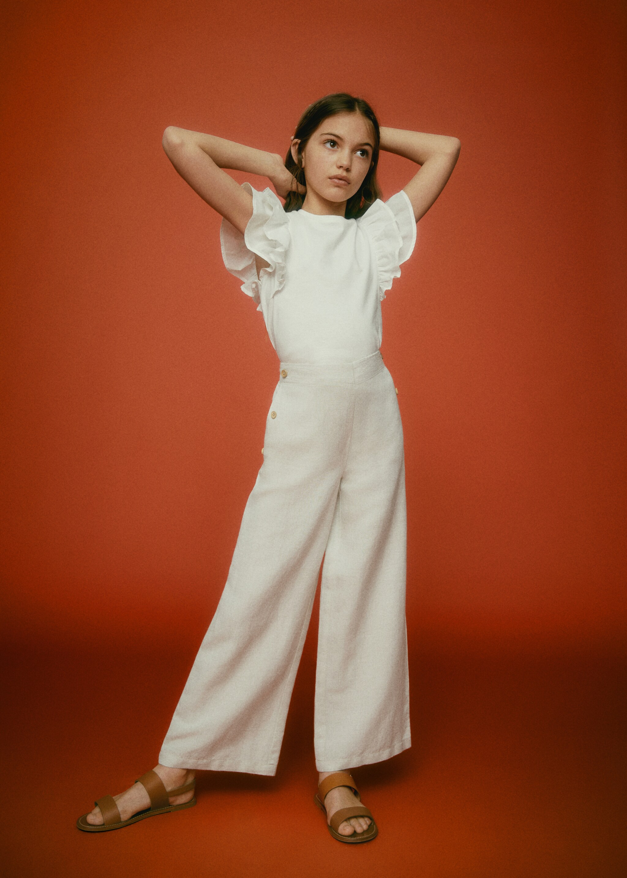 Leinenhose mit Kn&ouml;pfen - Allgemeine Ansicht