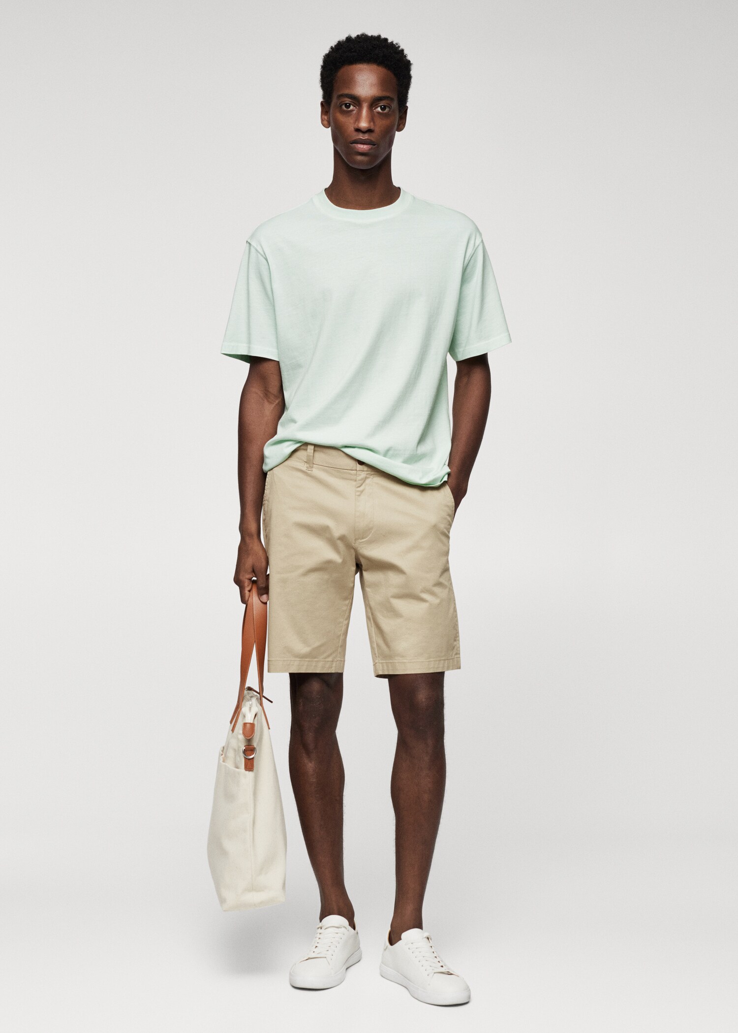 100% cotton relaxed-fit t-shirt - General plane