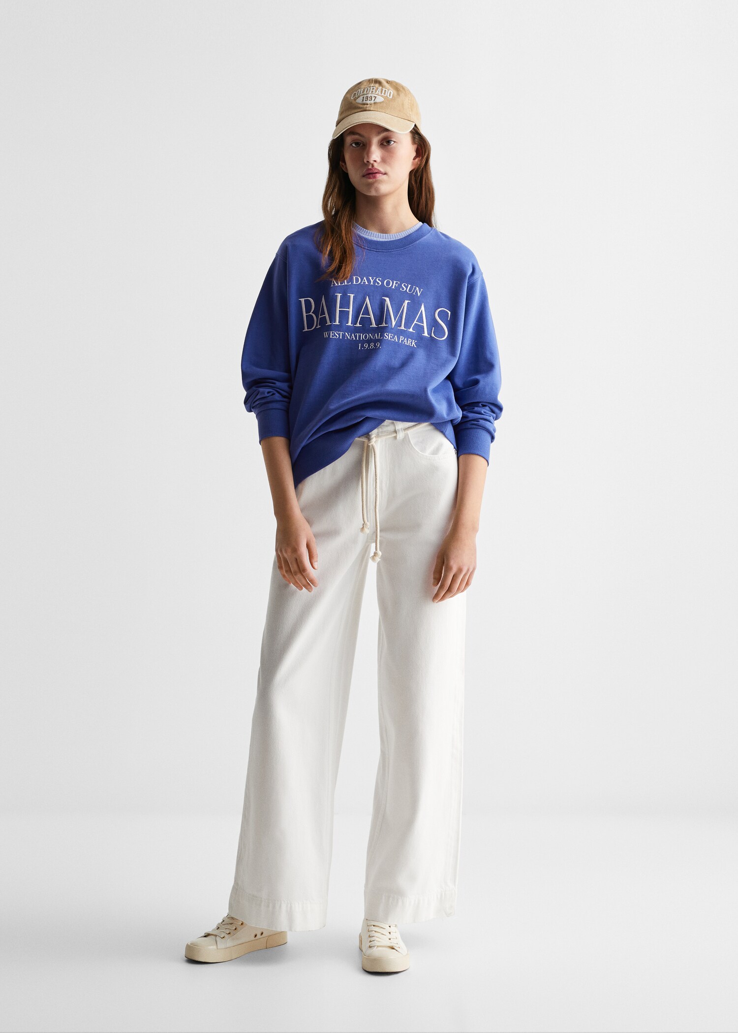 Sweat-shirt brodé coton bio - Plan général