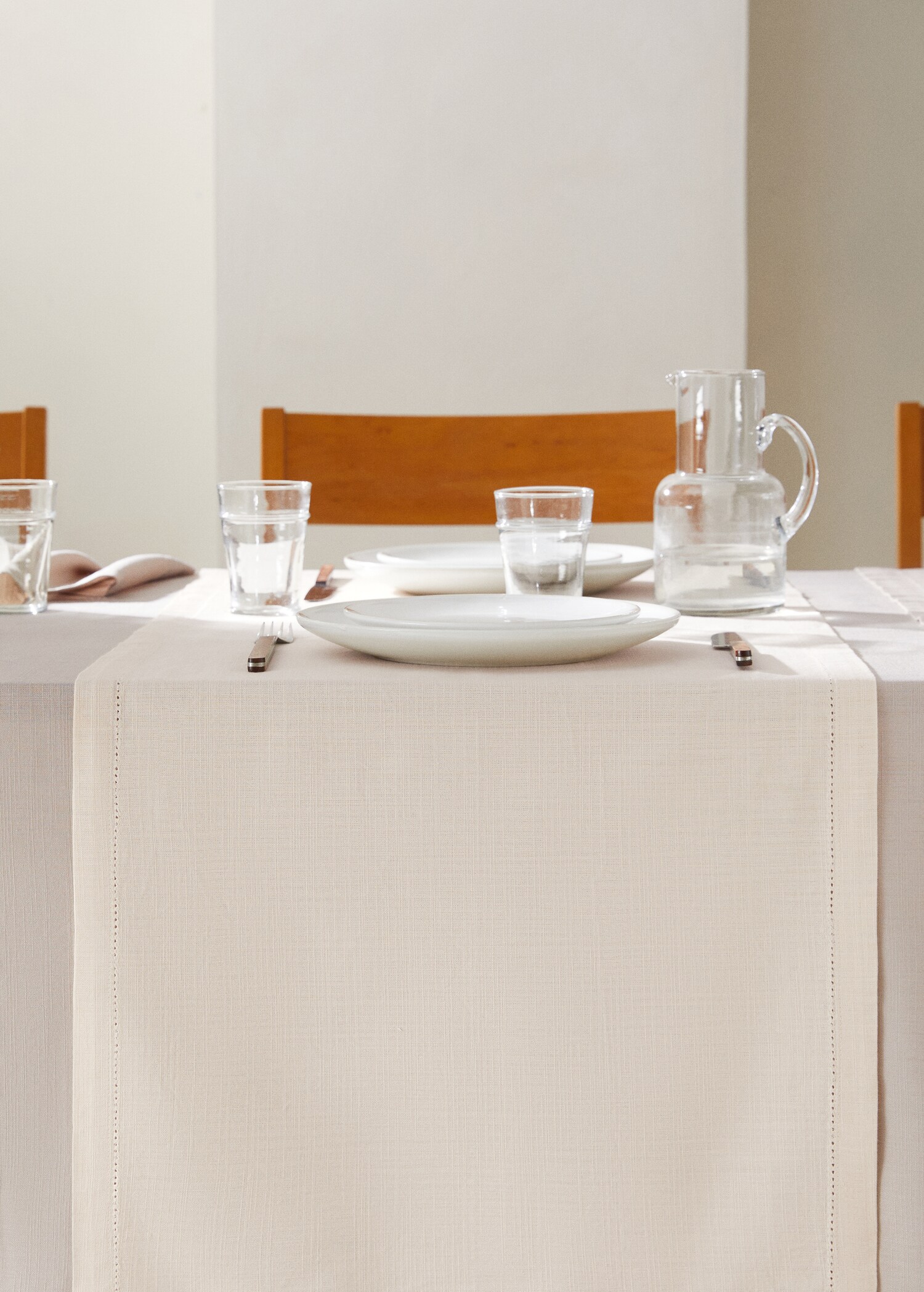 Hemstitch table runner - General plane