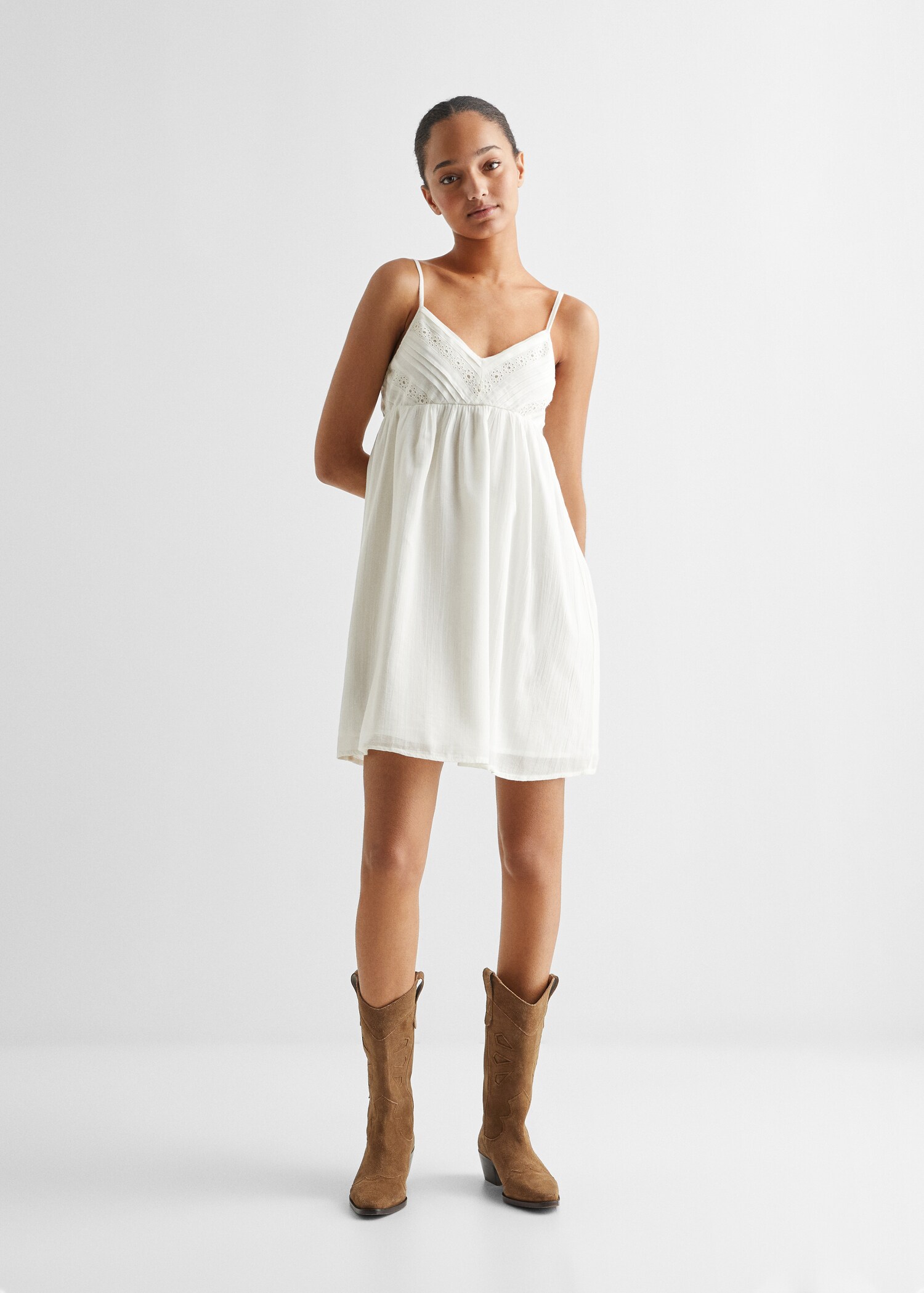 Robe brodée coton - Plan général