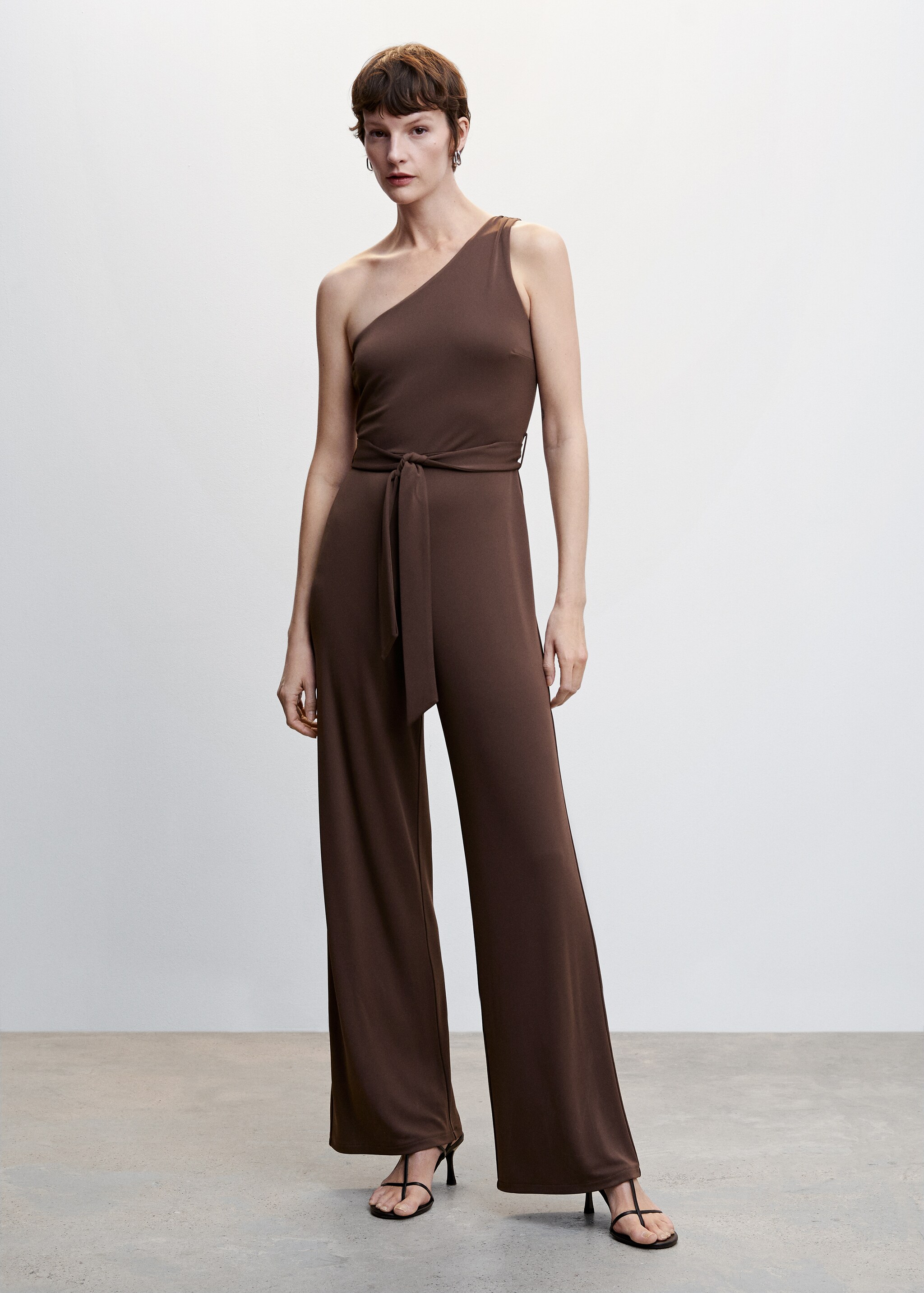 Asymmetrical jumpsuit with bow - General plane