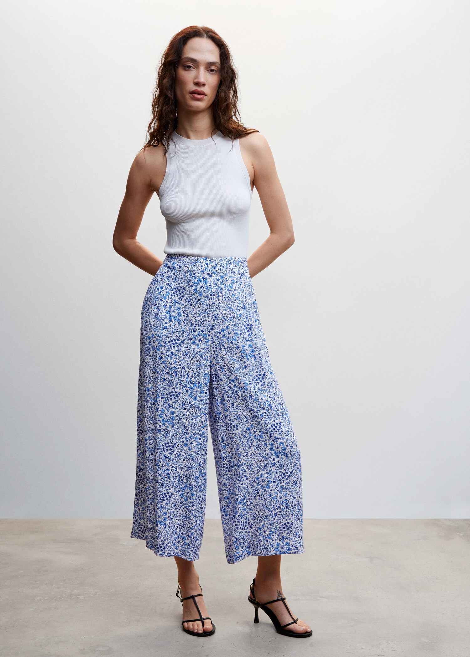 Floral print culotte pants - General plane