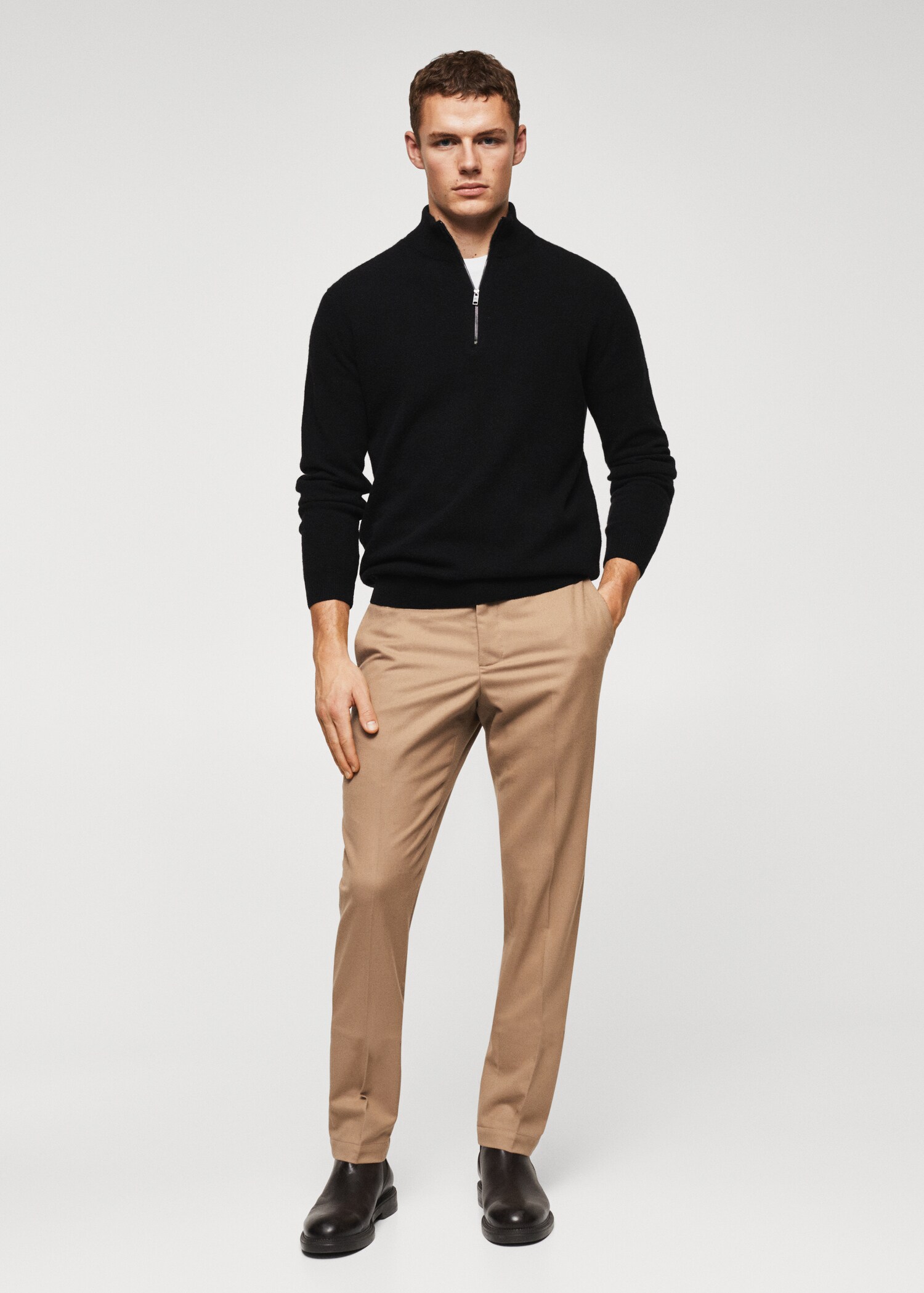 Slim-fit wool trousers - General plane