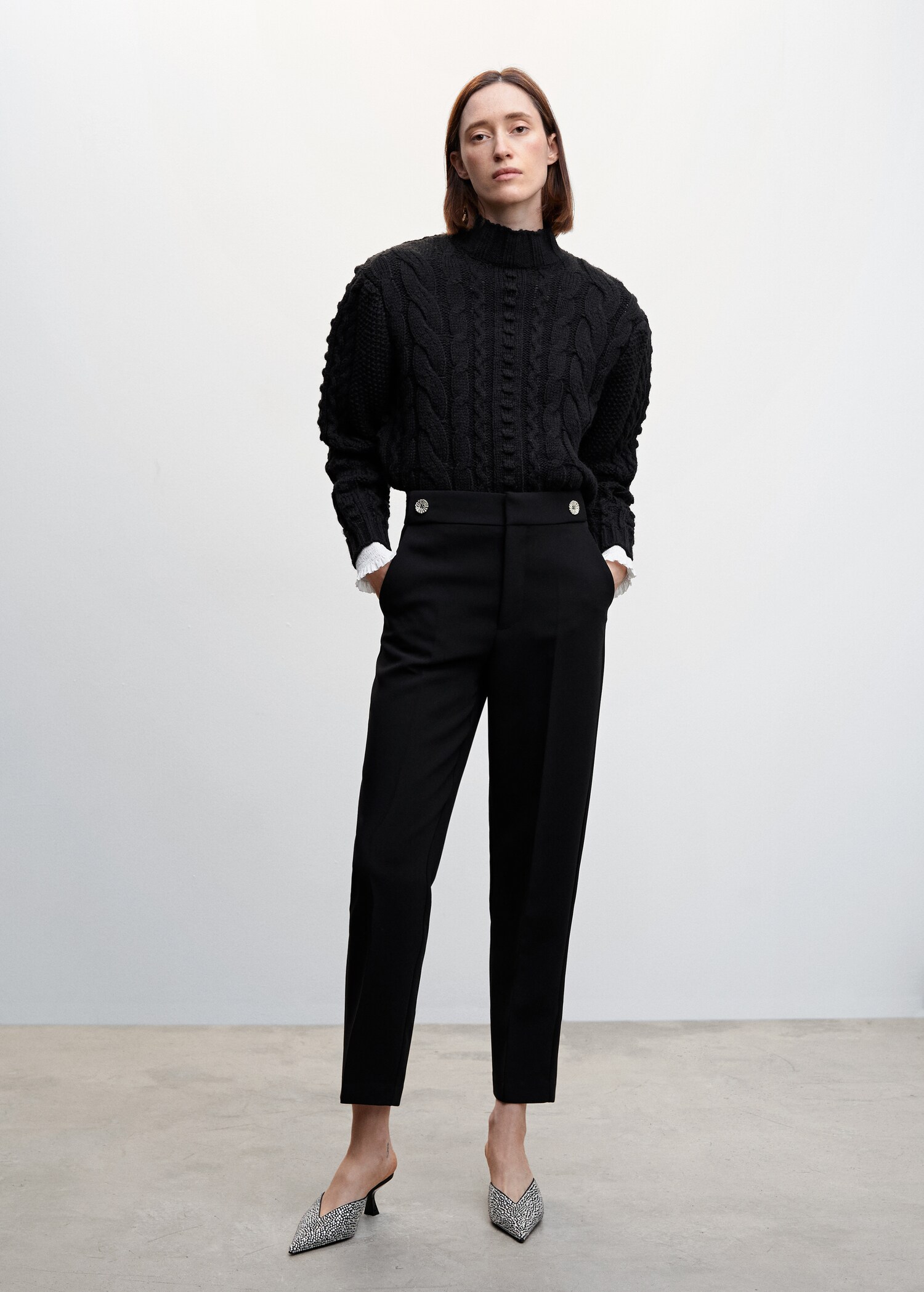 Buttons straight-fit trousers - General plane