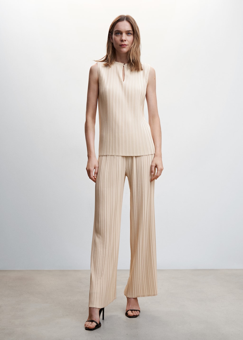 Outfit pantaloni plissettati deals