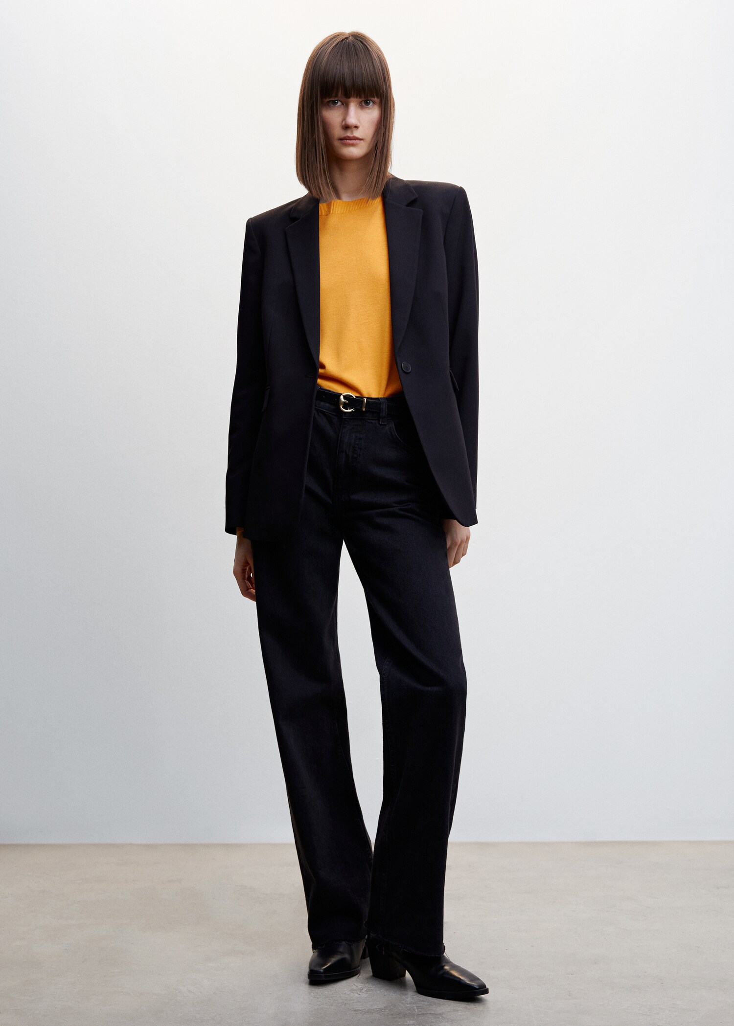 Fine-knit boat-neck sweater - General plane