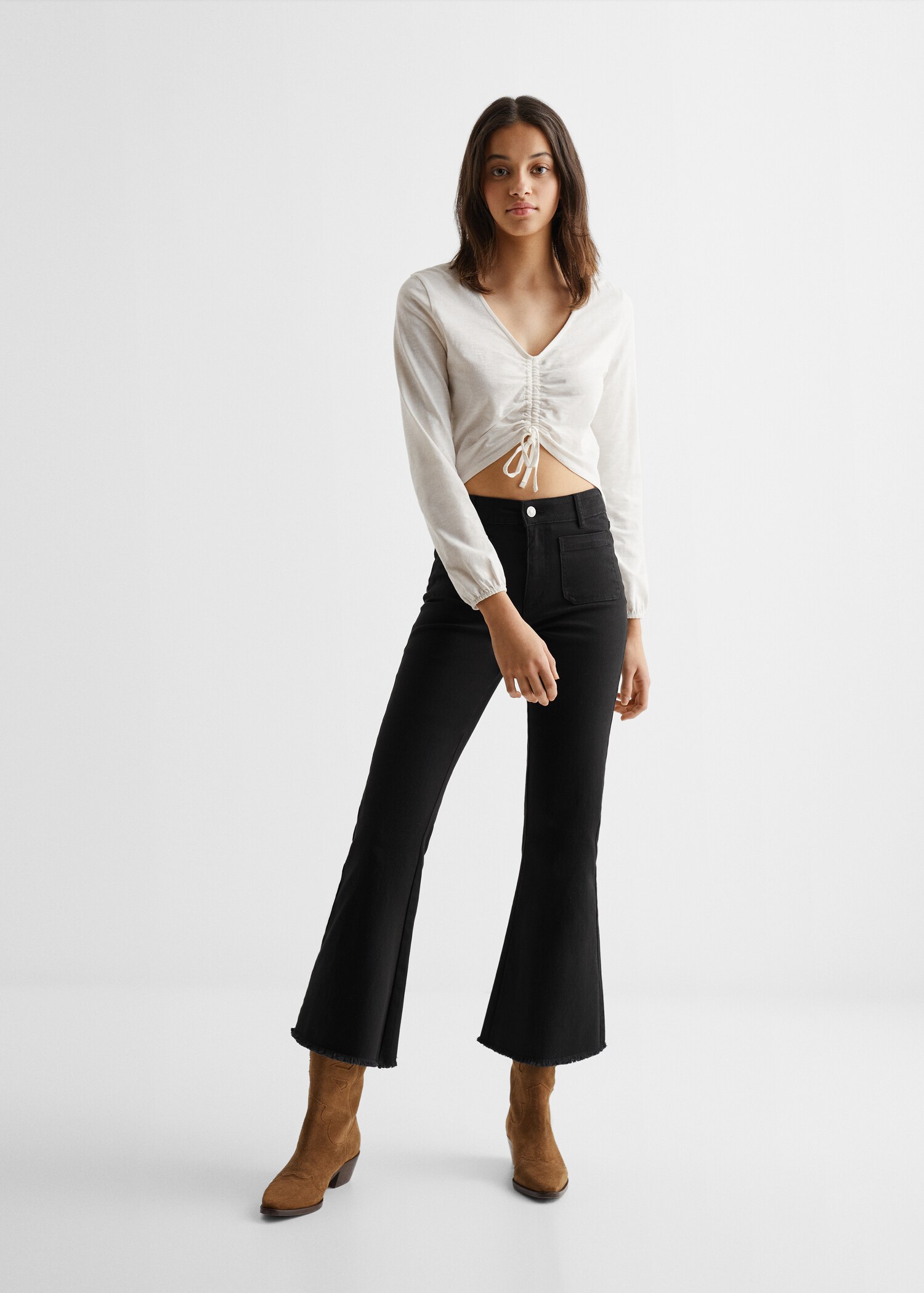 Jeans flare bolsillos - Plano general