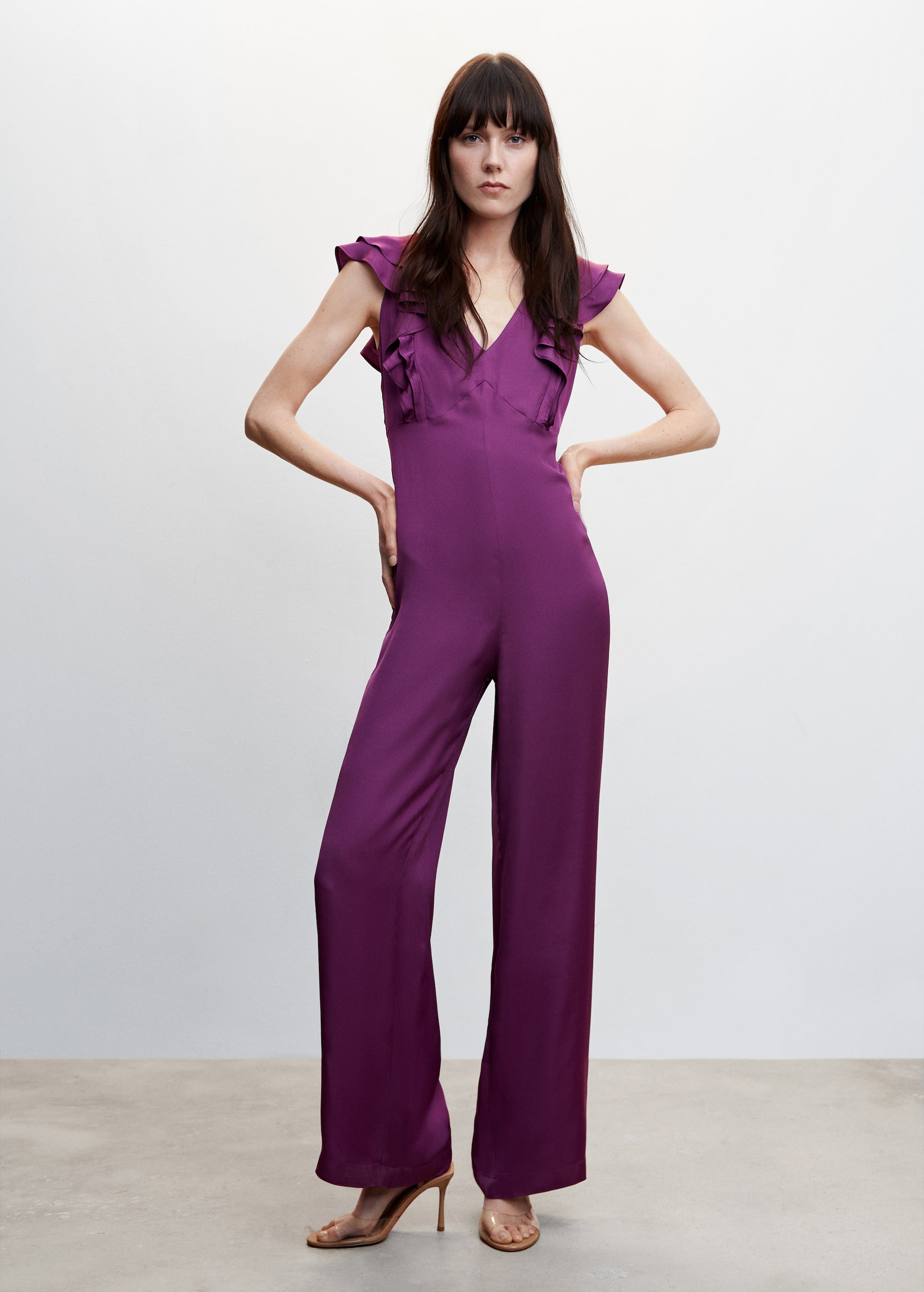 Ruffled jumpsuit with open back - General plane