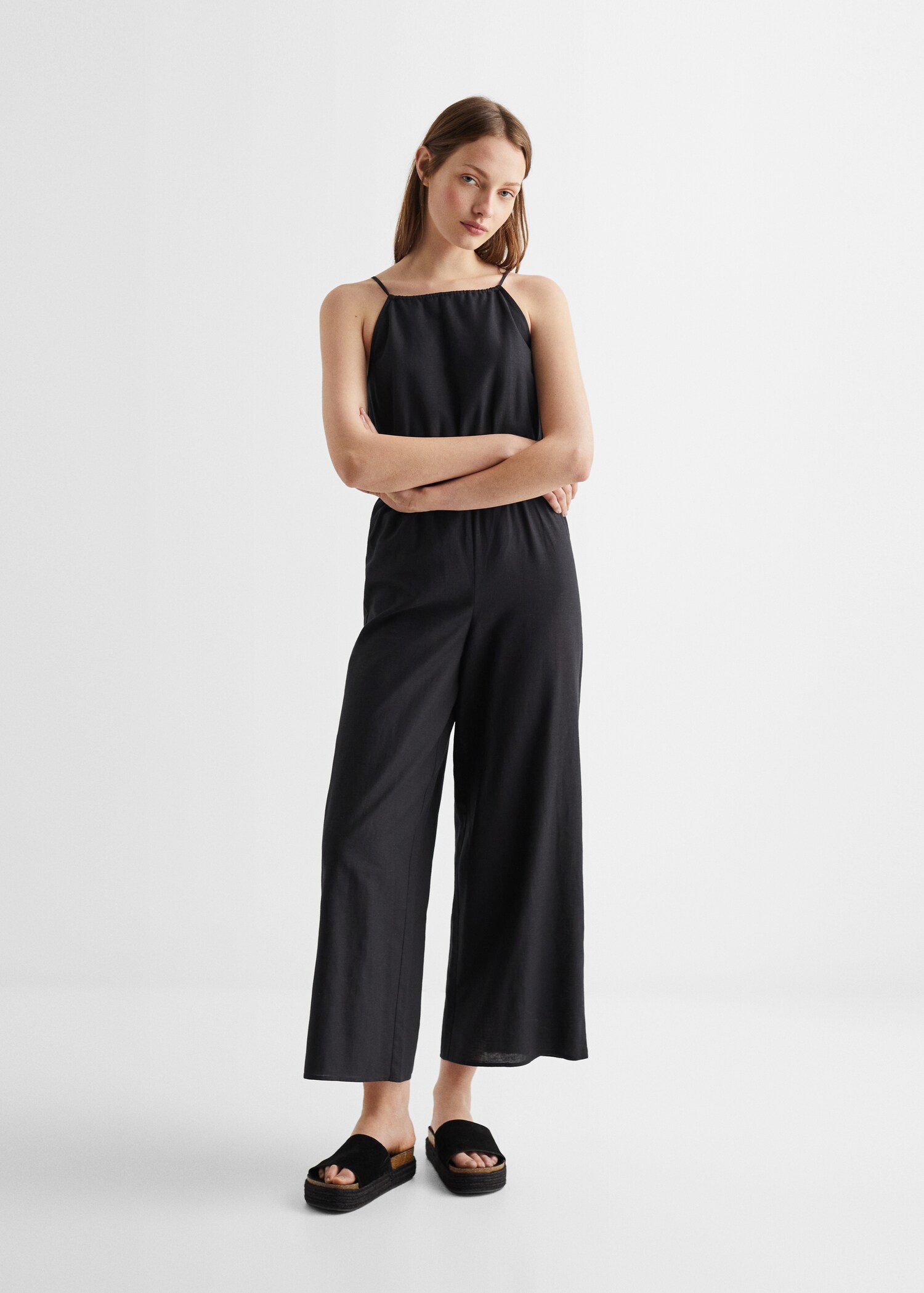 Langer Jumpsuit mit Schlitzen - Allgemeine Ansicht