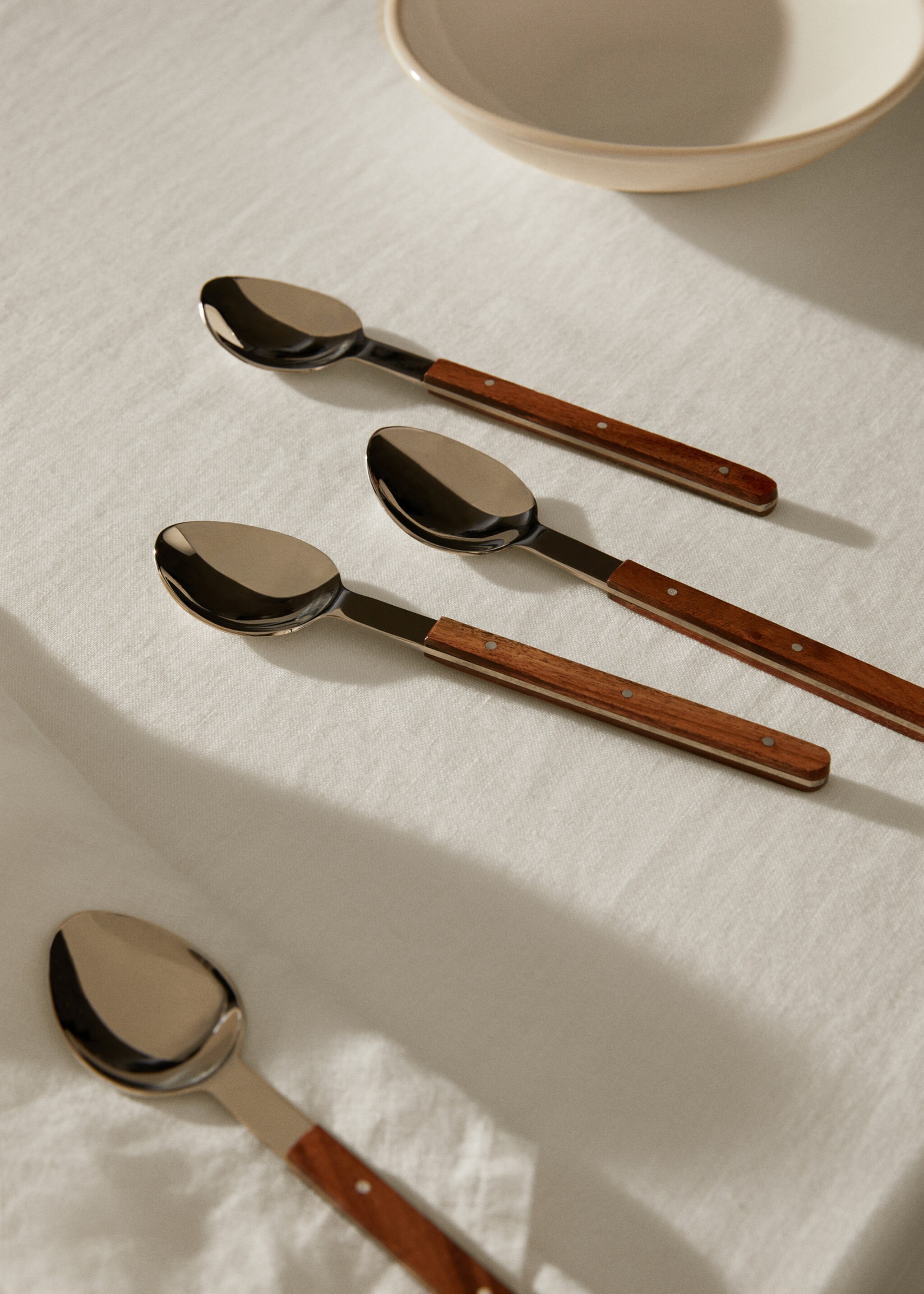 4er-Pack Löffel mit Holzgriff - Allgemeine Ansicht, Braun. Ref: 47095930-00.