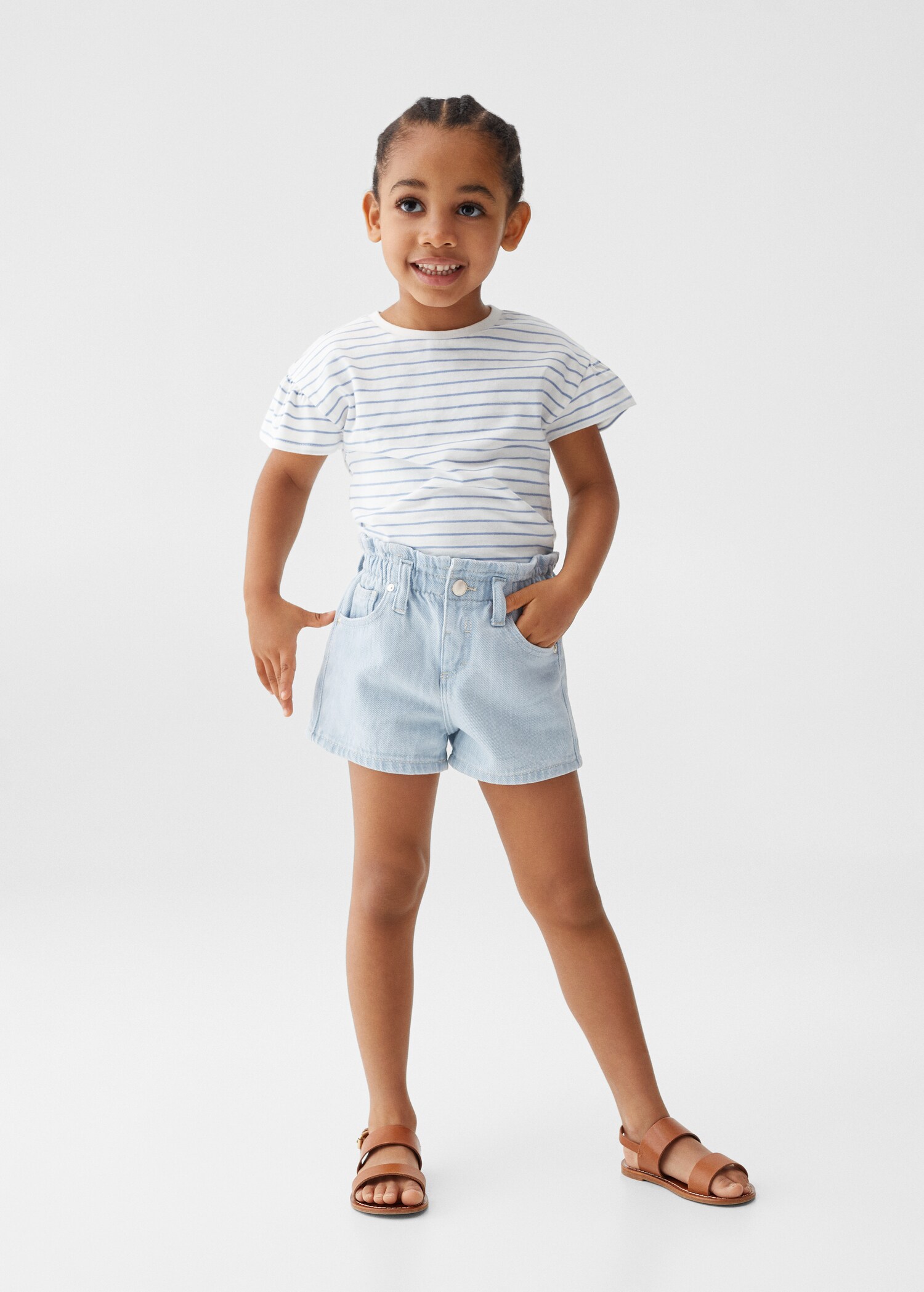 Shorts i denim paperbag - Total bildeutsnitt