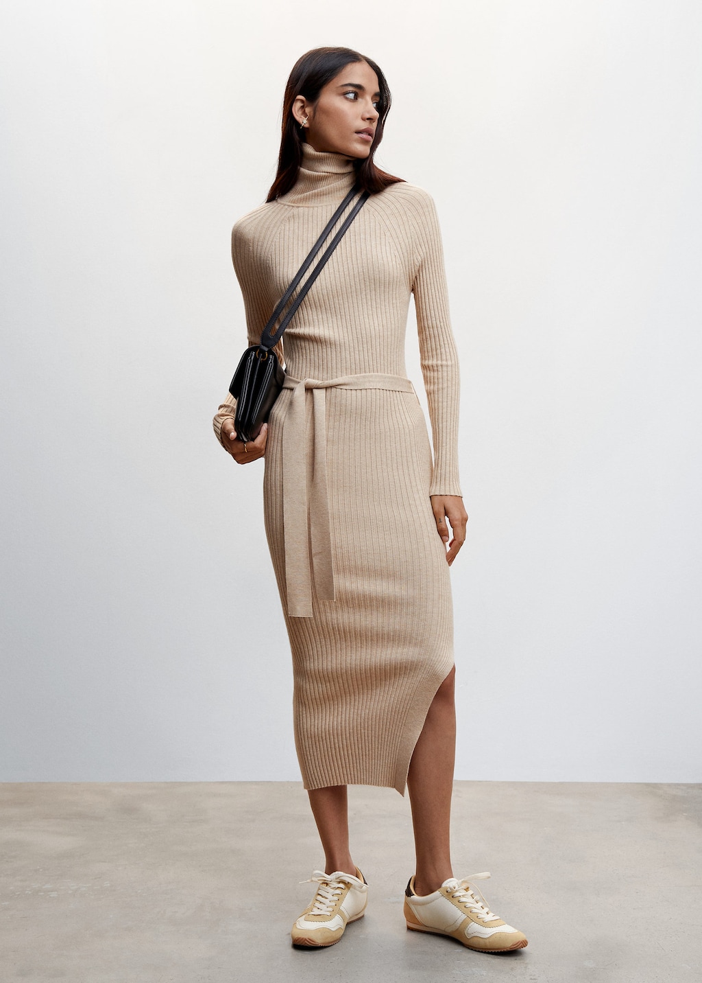Mango outlet mujer 2025 vestidos