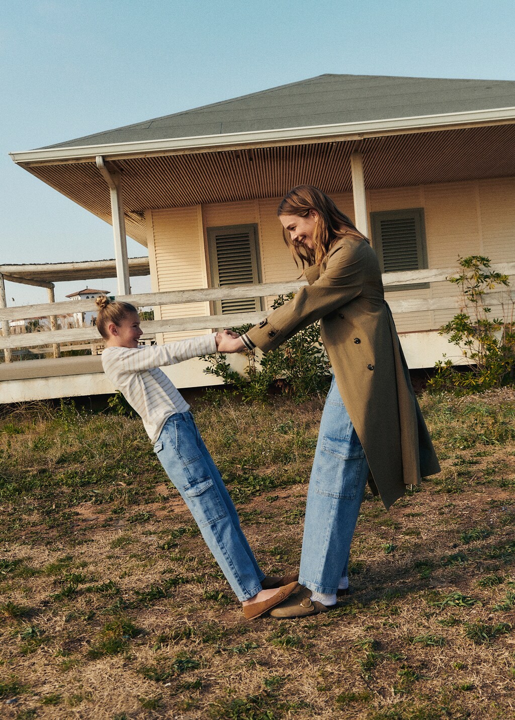 Pocket cargo jeans - Women | MANGO OUTLET USA