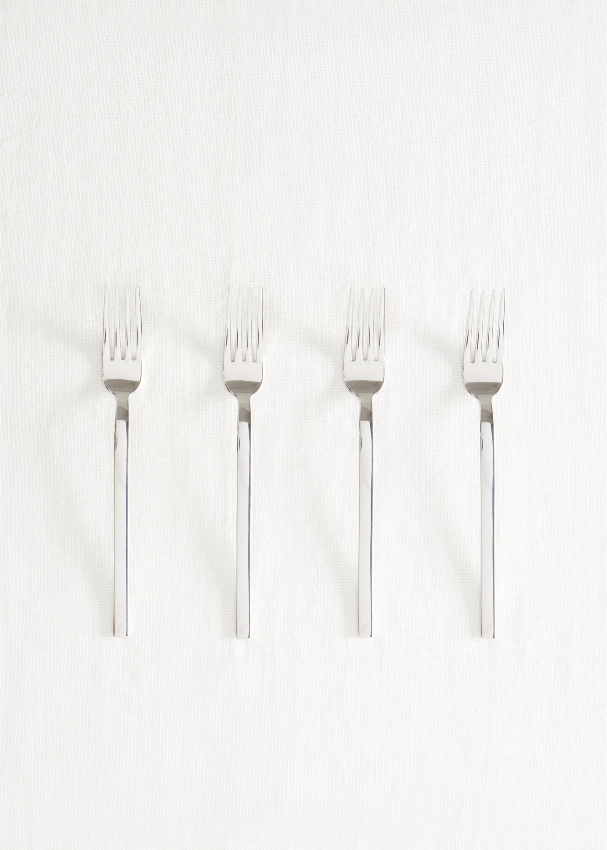 Pack de 4 garfos de sobremesa de 100% aço - Pormenor do artigo 7