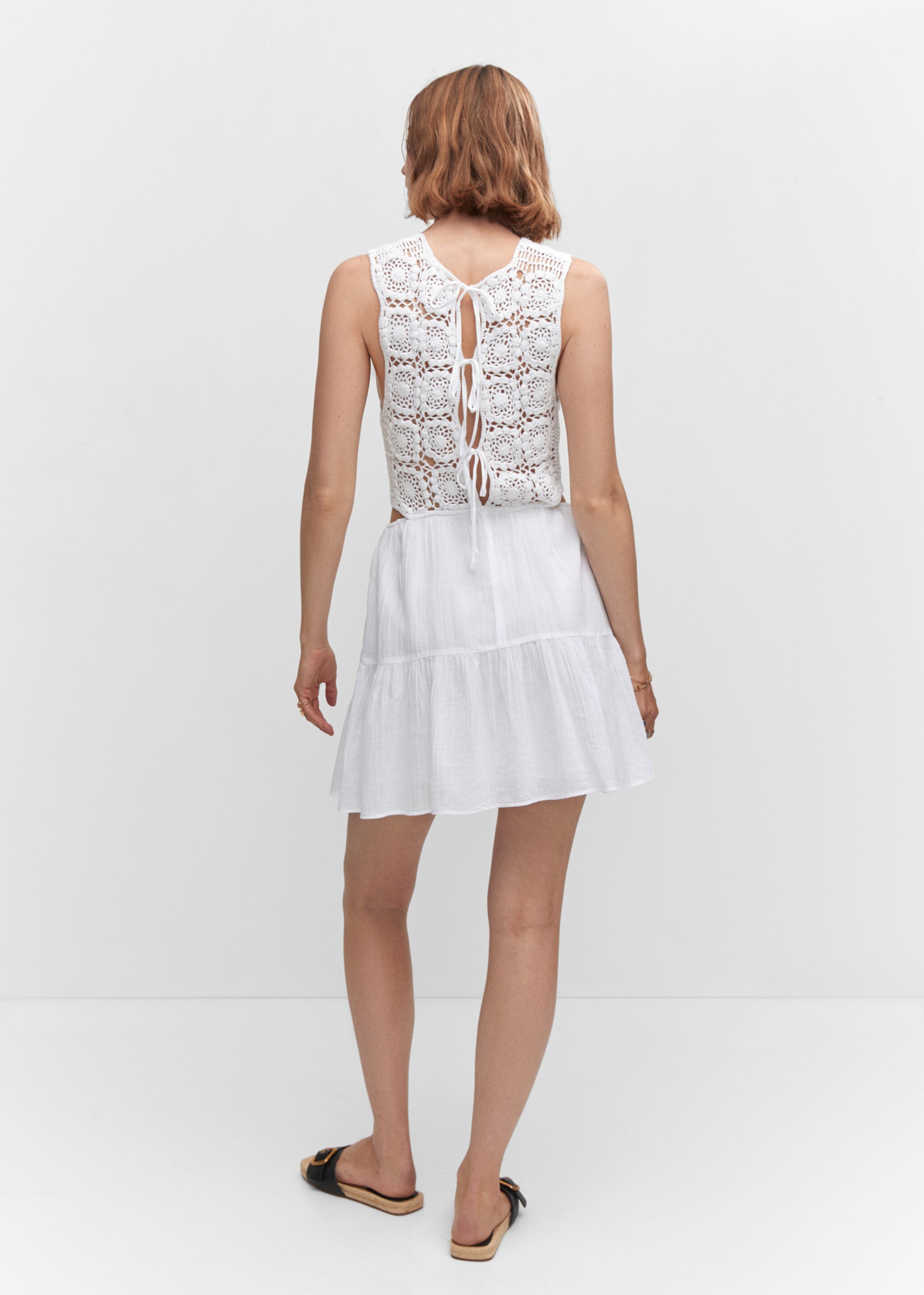 Crochet dress with openings - Reverse of the article, White. Ref: 57000244-00.