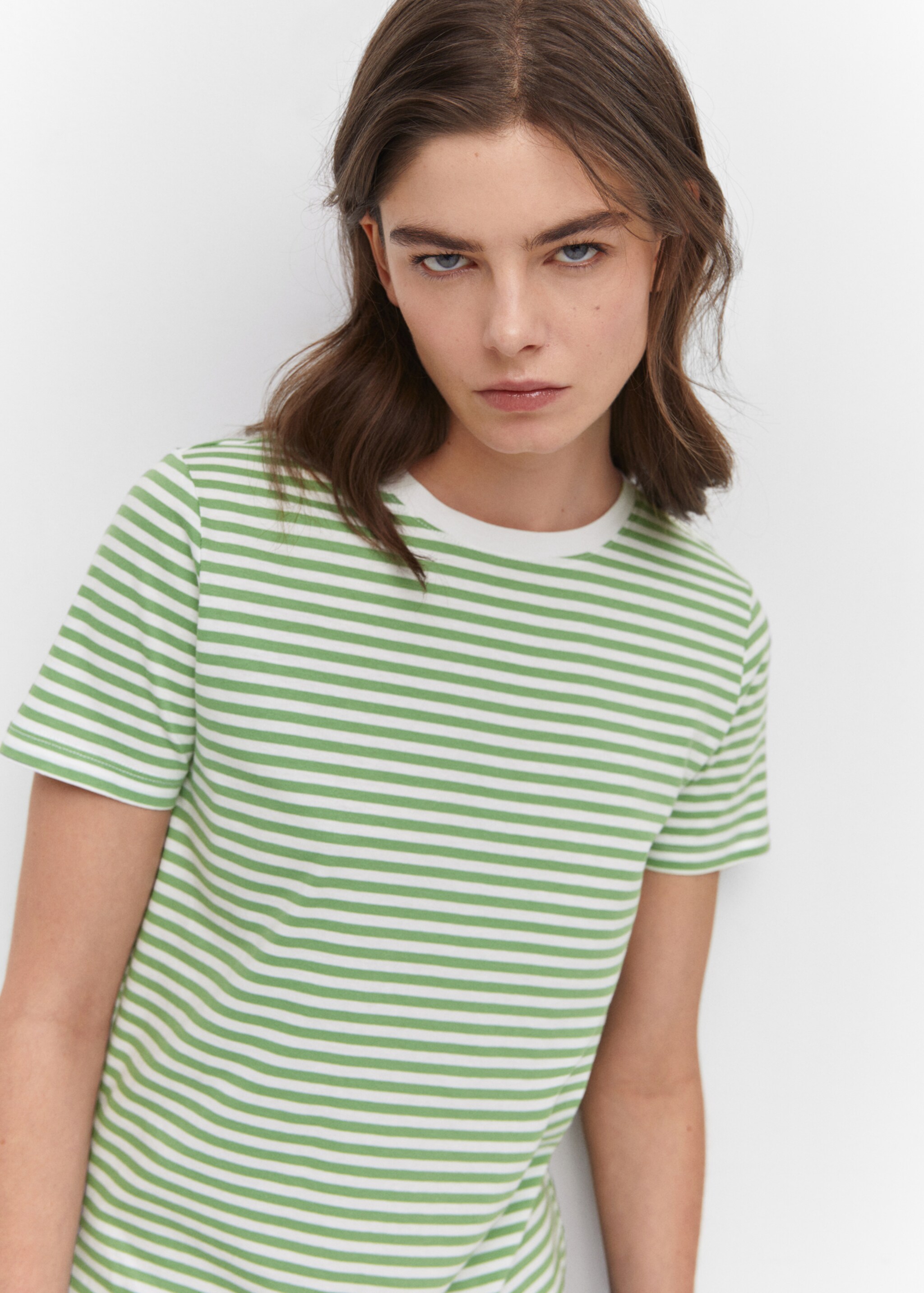 Camiseta 100% algodón - Detalle del artículo 1, Verde pastel. Ref: 57000280-00.