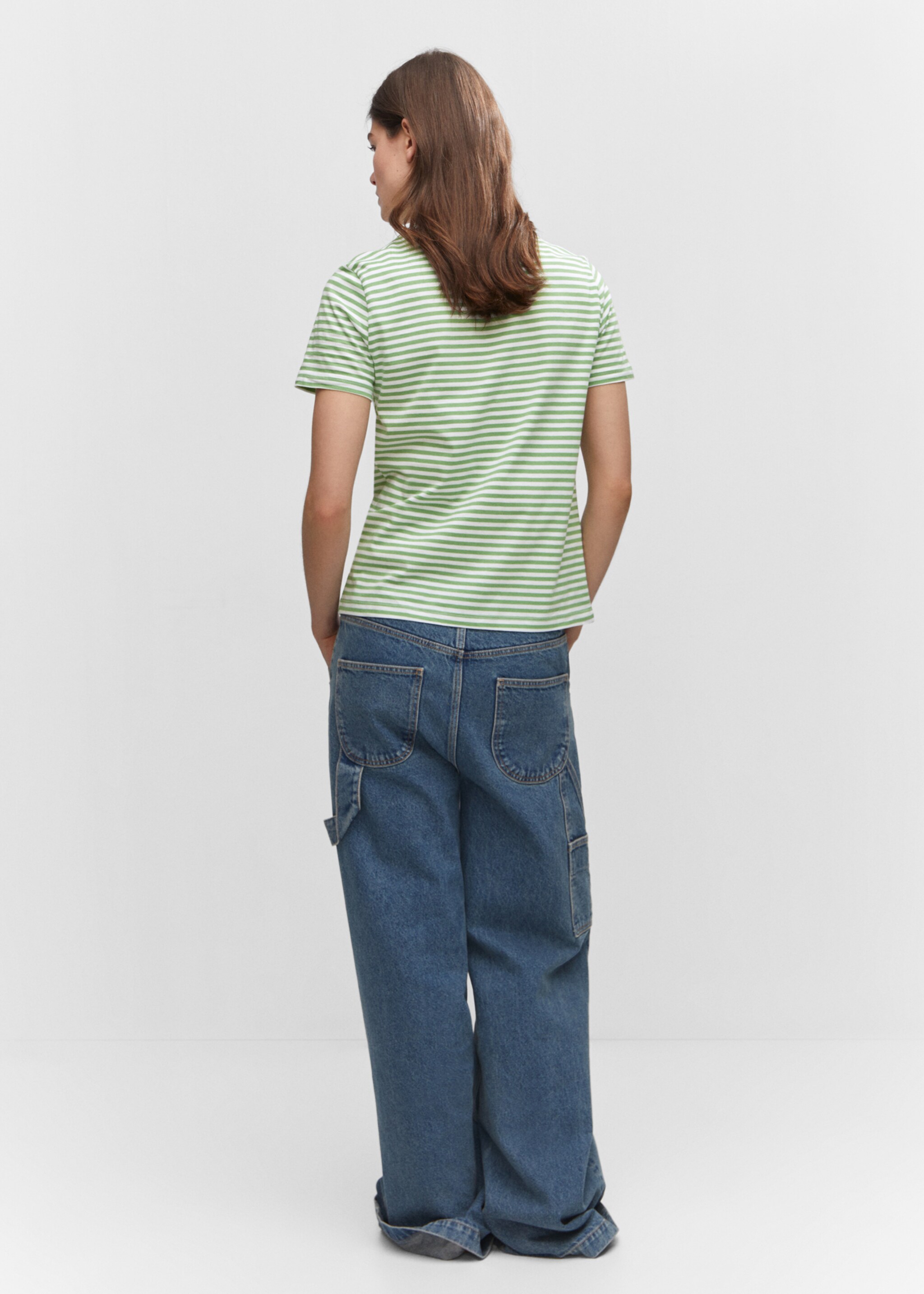 Camiseta 100% algodón - Reverso del artículo, Verde pastel. Ref: 57000280-00.