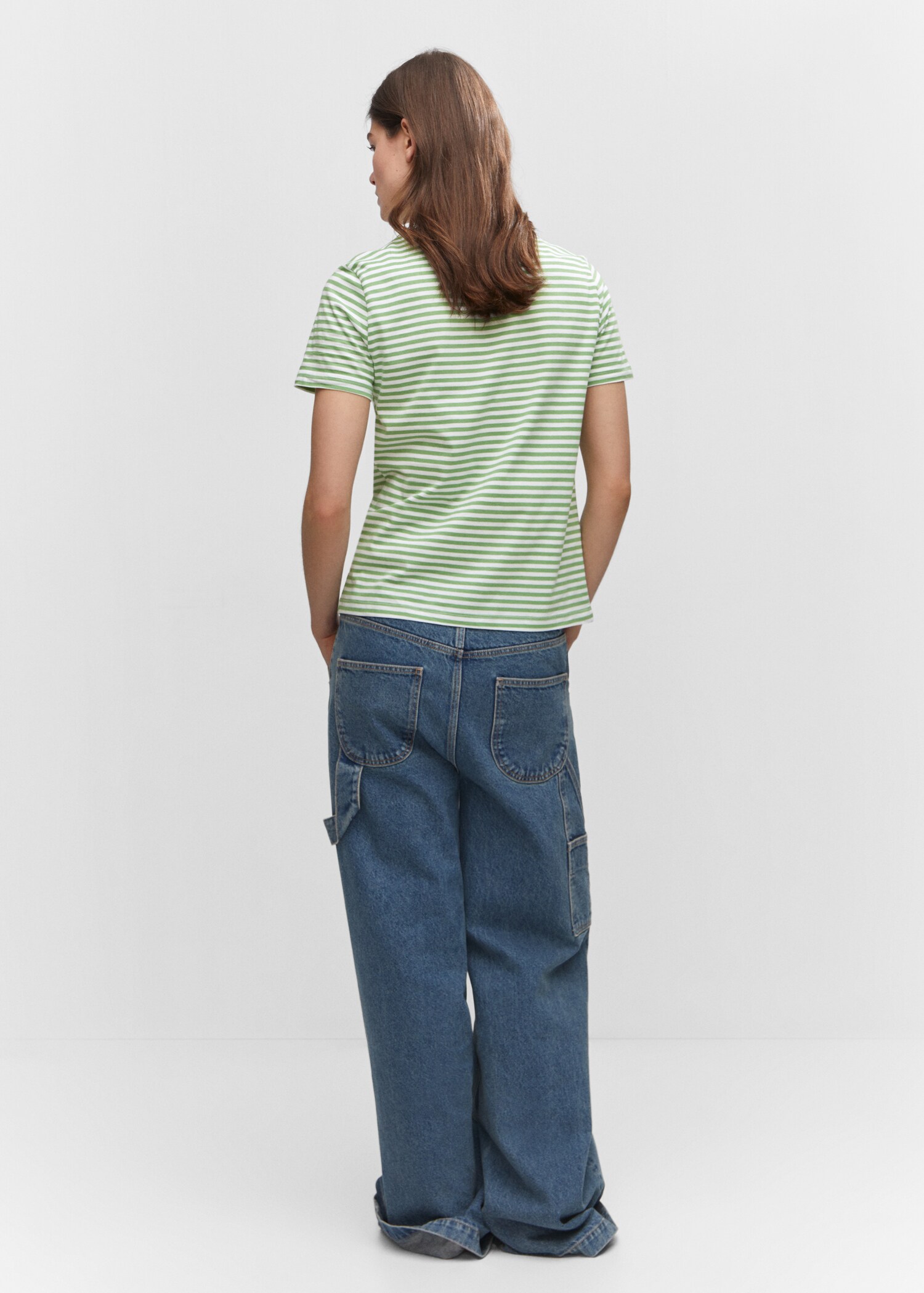 100% cotton t-shirt - Reverse of the article