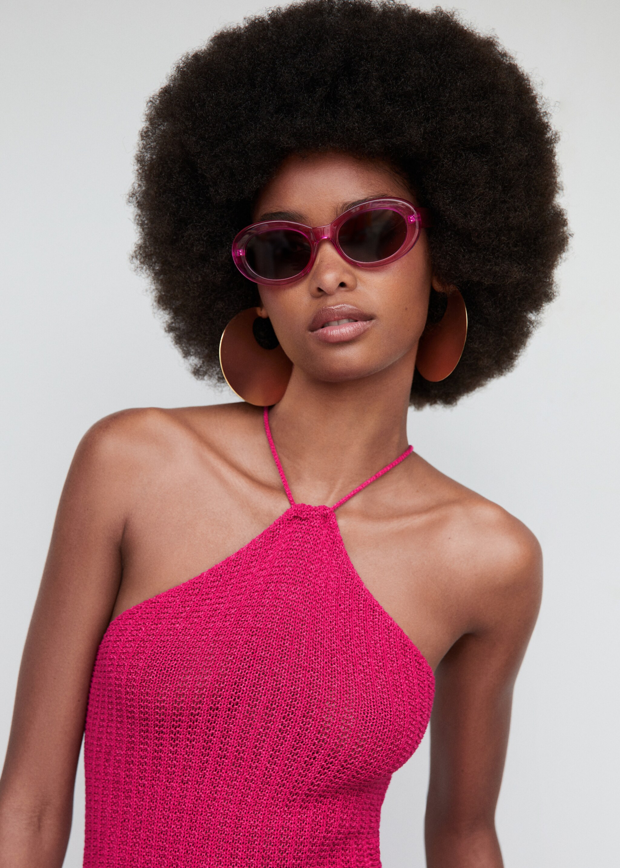 Halter-neck crochet dress - Details of the article 1, Fuchsia. Ref: 57000455-00.
