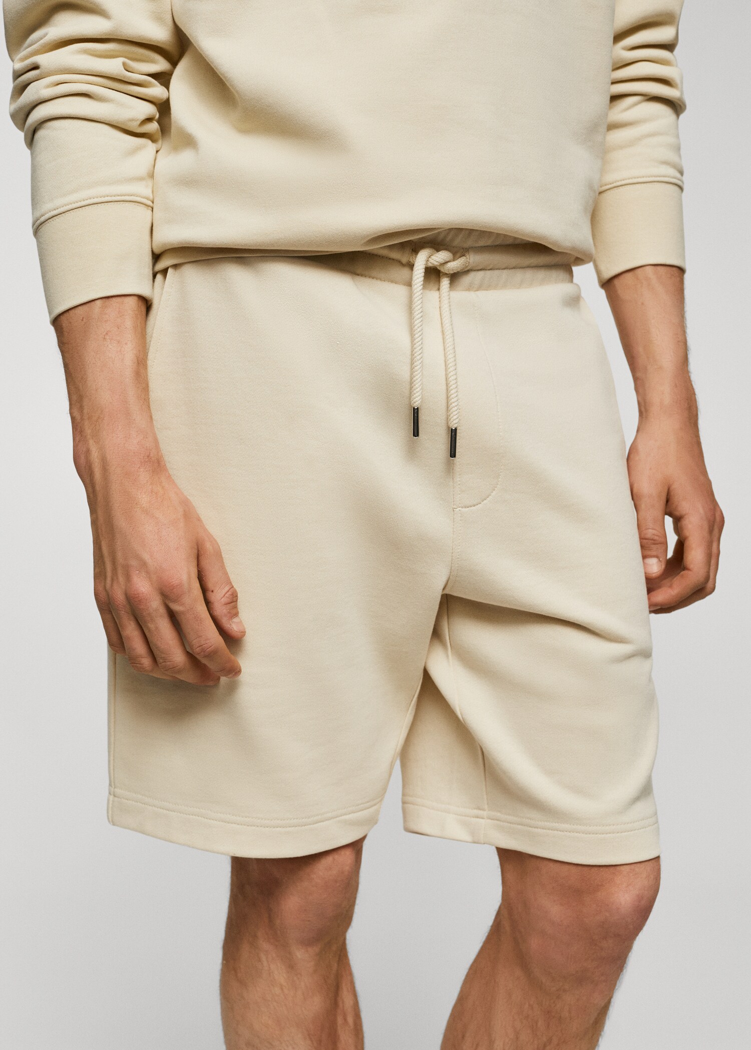 Jogger cotton Bermuda shorts - Details of the article 1