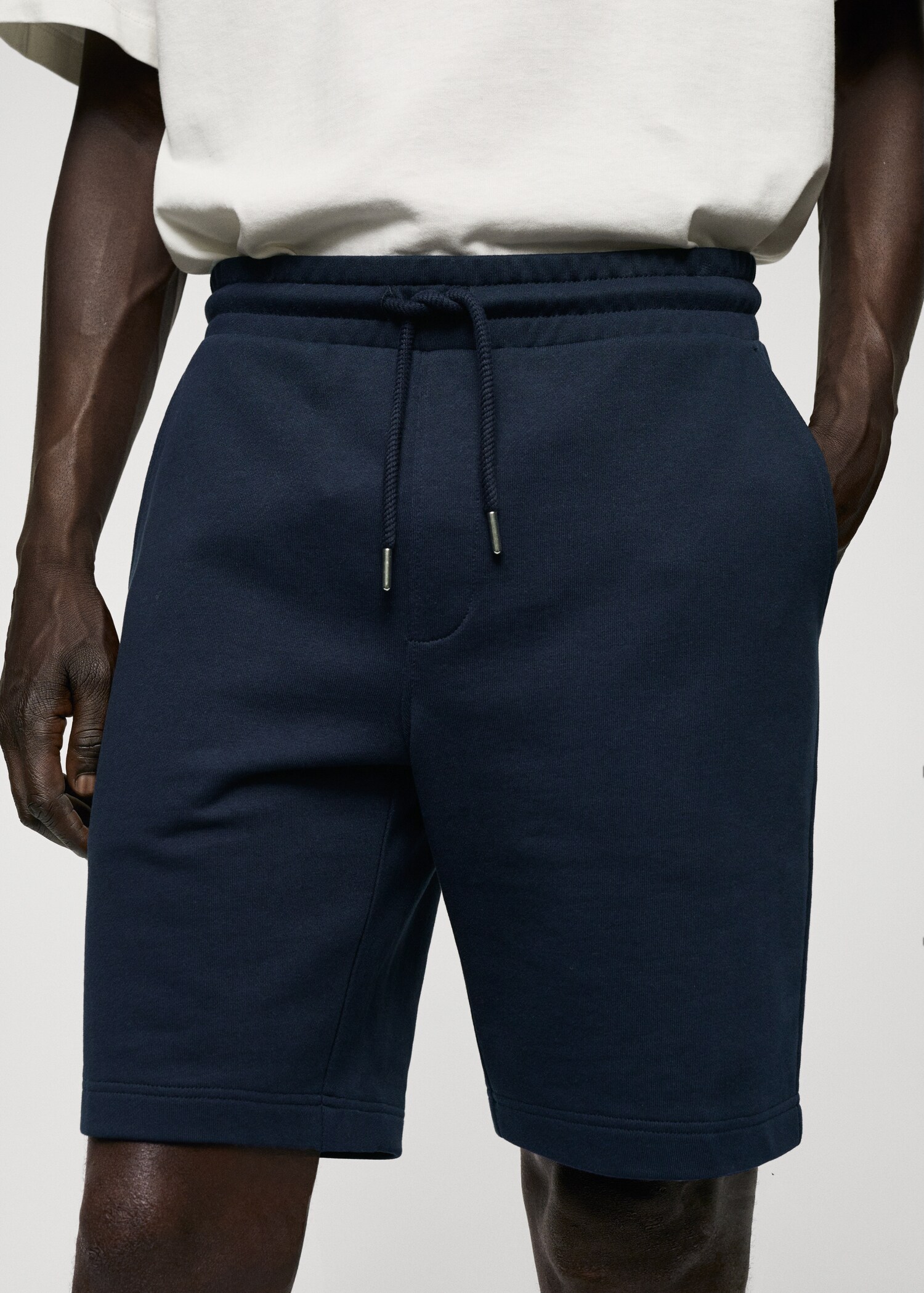 Jogger cotton Bermuda shorts - Details of the article 1