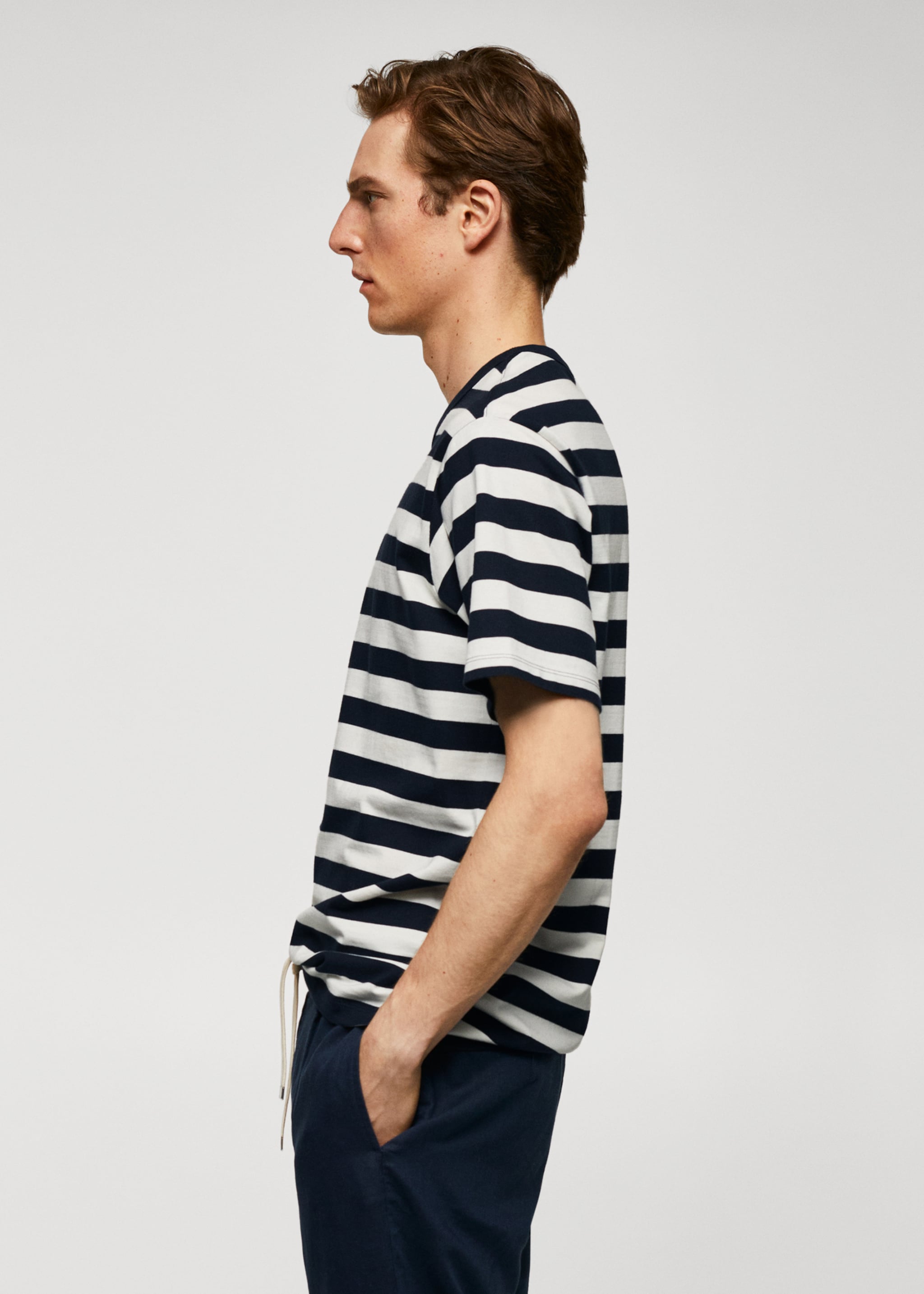 Adriana Eskenazi x Mango t-shirt - Details of the article 2, Dark Navy. Ref: 57000951-00.