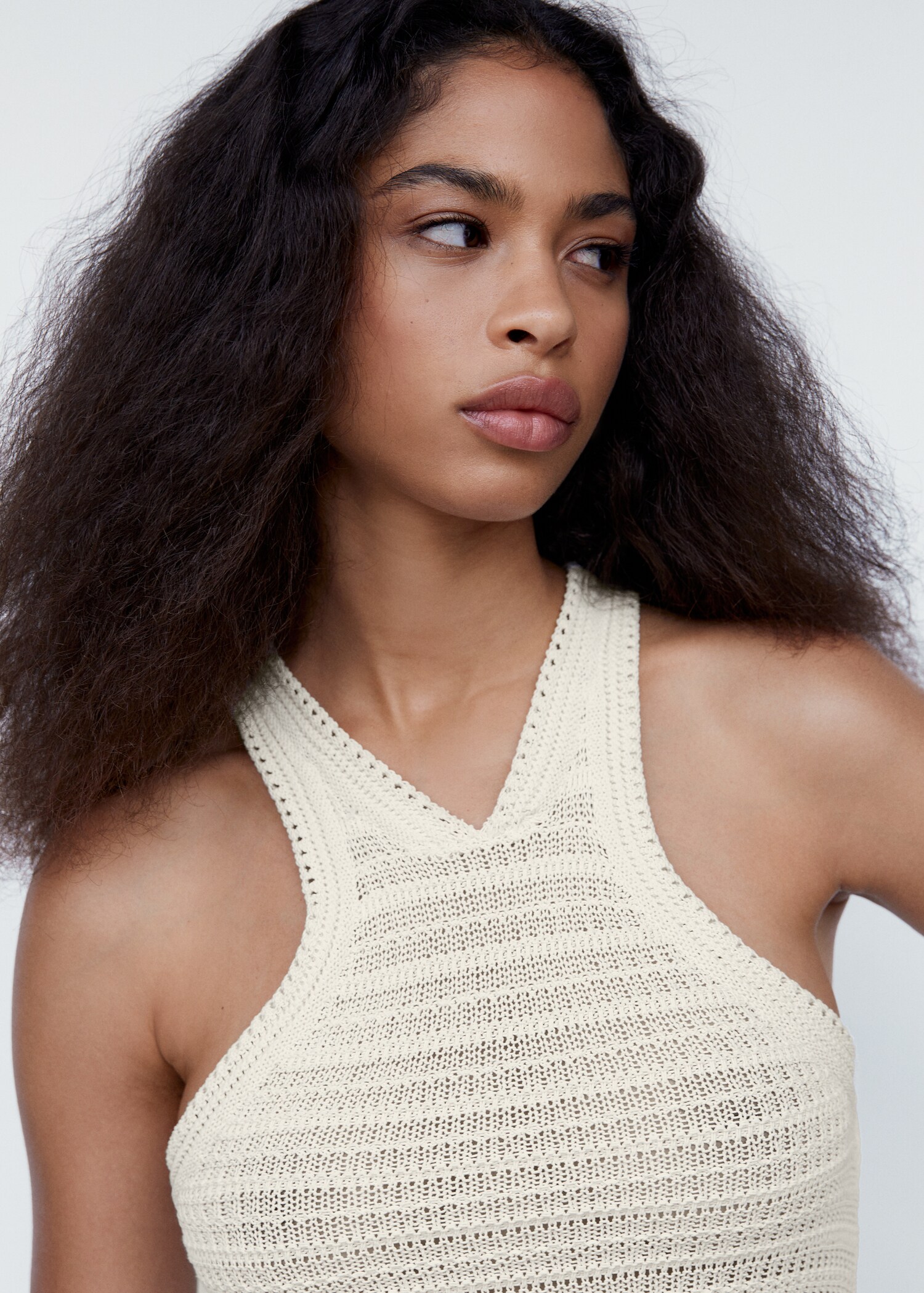 Halter-neck crochet dress - Details of the article 1