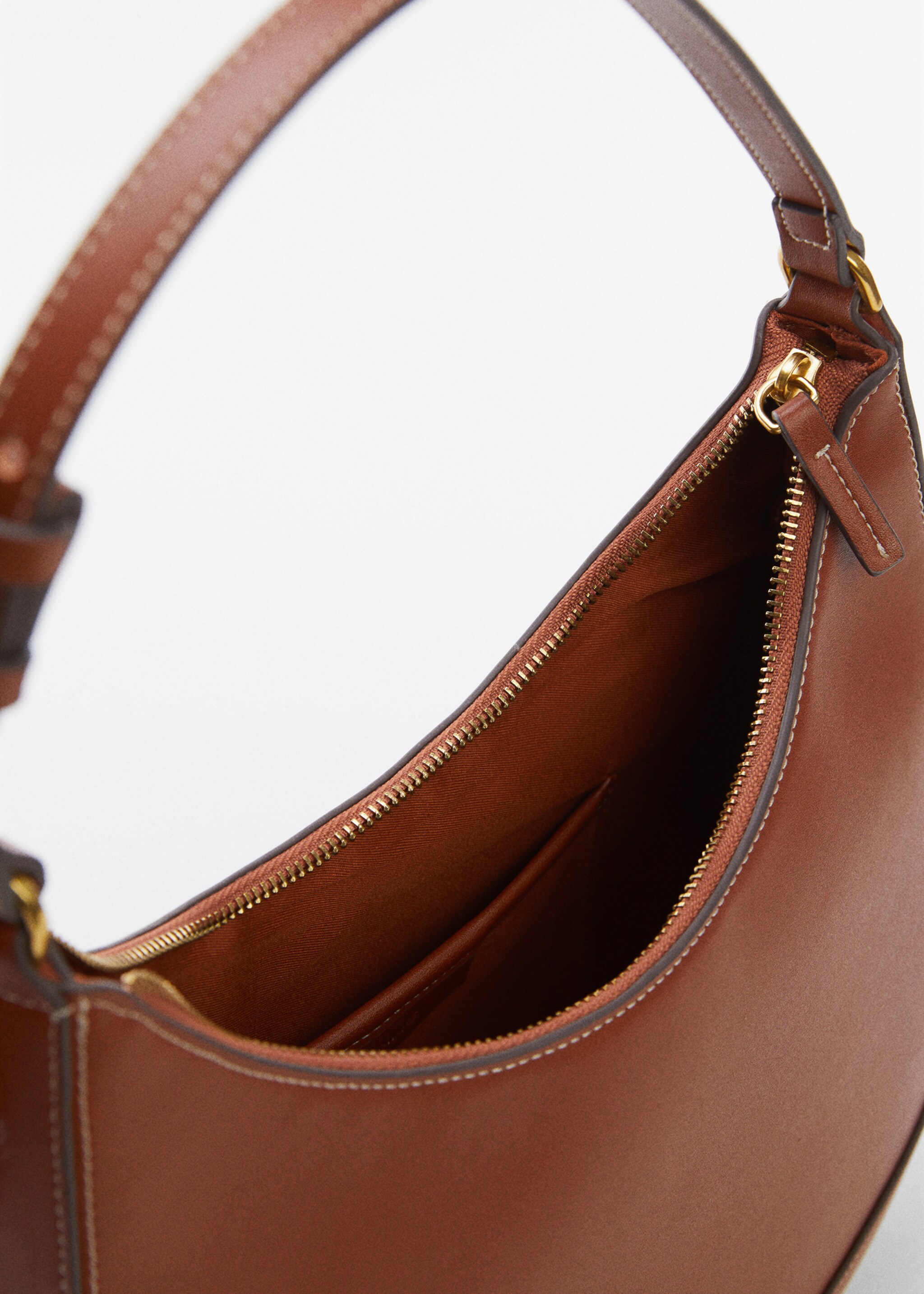 Schultertasche mit kurzem Henkel - Detail des Artikels 1, Mittelbraun. Ref: 57001039-00.