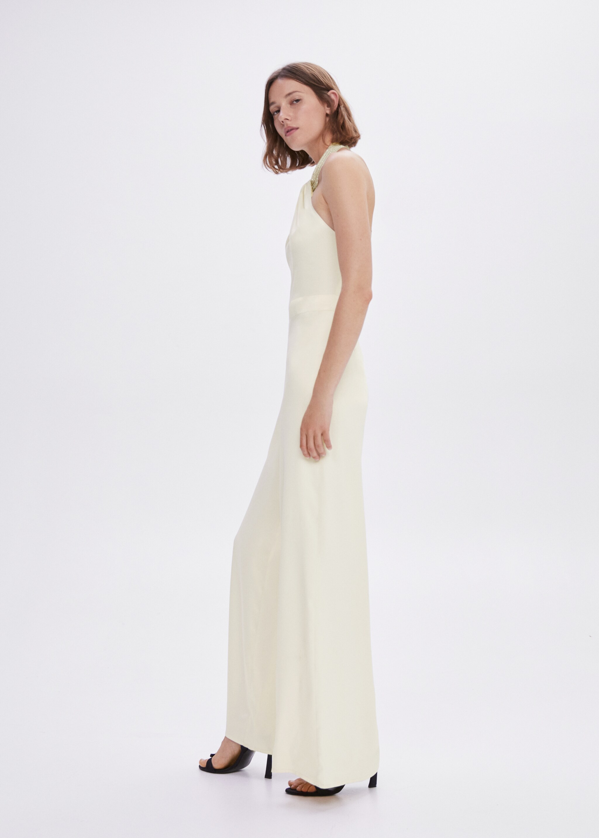 Halter-neck jumpsuit with metallic detail - Details of the article 6, Ecru. Ref: 57001089-00.