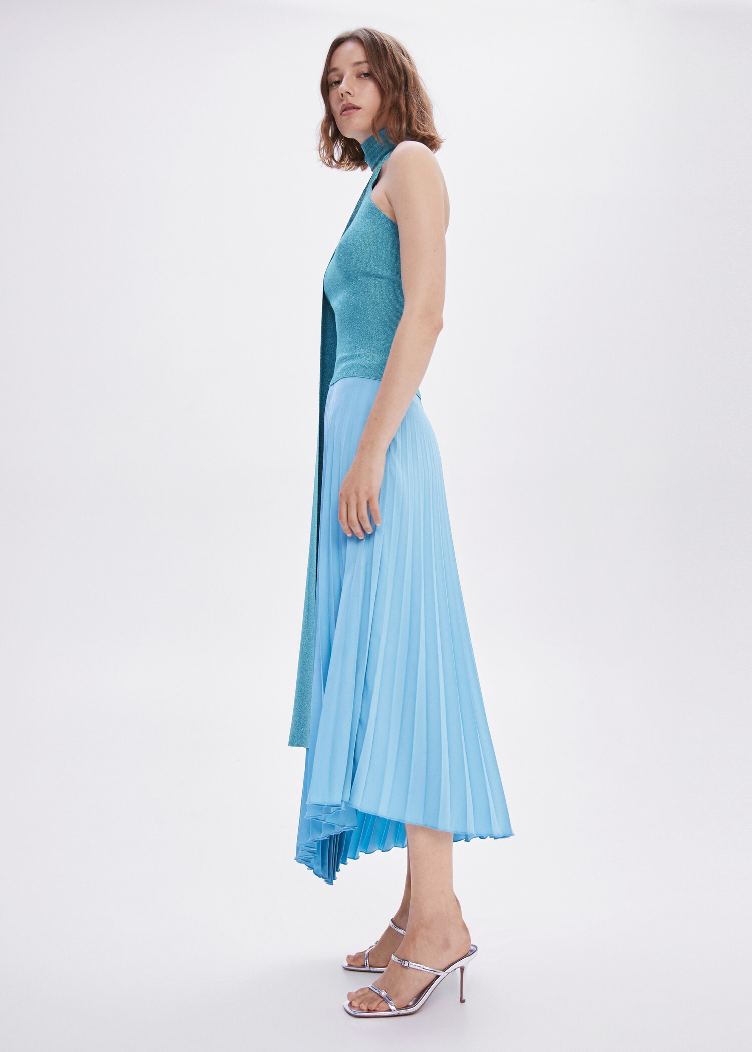 Pleated asymmetric skirt  - Details of the article 6